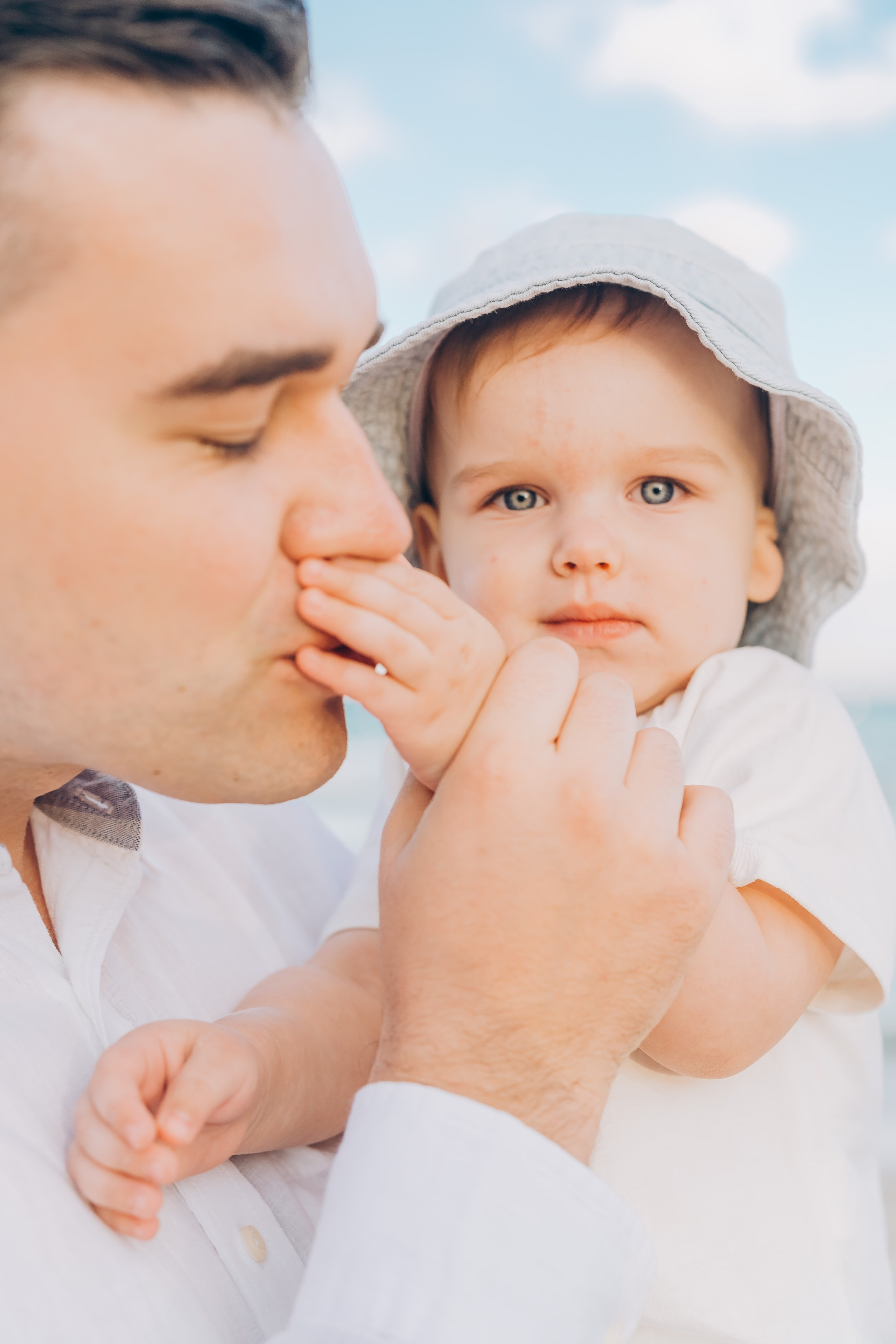 Sophisticated Tanya with her daughter and husband. Фотограф у Пальма де Майорка