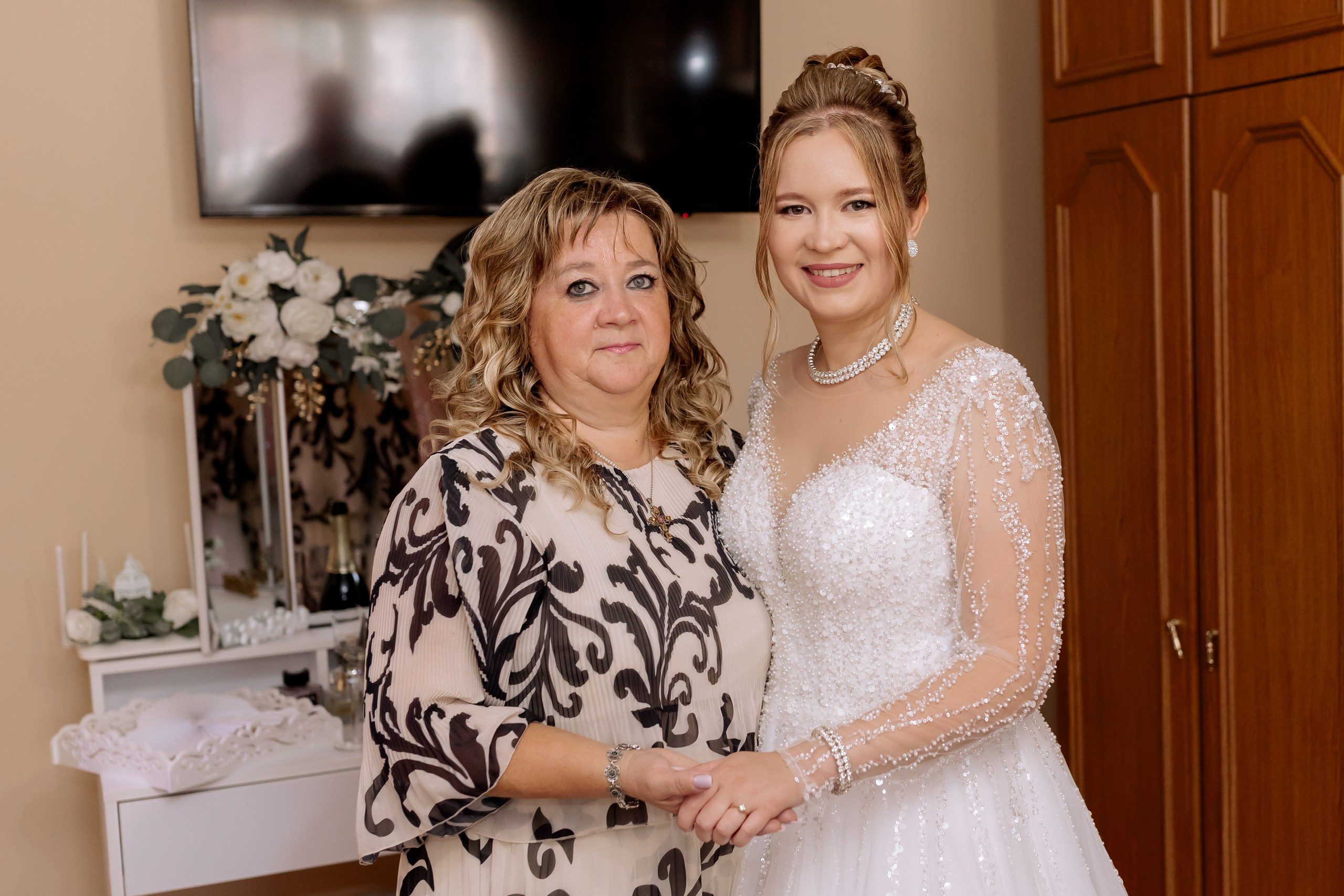 * fotograf stare civilă Siret* fotograf Bucovina* fotograf nuntă Suceava* fotograf Iași Botoșani* stare civilă tradițională* ie românească nuntă* AlinoFotoStudio* fotograf Andrei și Andreea- Alin Chirilă fotograf – stare civilă Siret, Suceava, Andrei și Andreea în ie tradițională, poveste spusă prin fotografiefotograf stare civilă Siret Suceava Alin Chirilă – miri îmbrăcați în costum tradițional bucovineanAlin Chirilă fotograf nuntă Siret Suceava – stare civilă autentică în Bucovina, emoții realefotograf Siret Suceava Alin Chirilă – Andrei și Andreea la starea civilă în ie tradiționalăstare civilă Siret fotograf Alin Chirilă – cadre naturale cu miri în costum popular din Bucovinafotograf nuntă Siret Suceava Alin Chirilă – povestitor prin fotografie, moment emoționant la starea civilăAlin Chirilă fotograf stare civilă Siret – iubire autentică surprinsă în stil documentarfotograf Bucovina Siret Alin Chirilă – stare civilă în ie tradițională, cadre pline de emoțieAlin Chirilă fotograf Suceava – Andrei și Andreea spun DA la starea civilă în Siretfotograf stare civilă Suceava Siret Alin Chirilă – poveste de iubire în stil tradițional românesc - Alin Chirilă fotograf profesionist, AlinoFotoStudio, fotograf evenimente Siret, Suceava County, Iași, Bacău County, Botoșani, Neamț County, fotograf nunți, botezuri, cununii civile, portrete și momente autentice surprinse elegant.- Alin Chirilă surprinde momente elegante de nuntă și evenimente speciale prin AlinoFotoStudio, fotograf disponibil în Siret, Suceava County, Iași, Bacău County, Botoșani și Neamț County, specializat în nunți, botezuri și cununii civile. - Alin Chirilă fotograf profesionist, AlinoFotoStudio, fotograf nuntă și evenimente în Siret, Suceava, Iași, Bacău, Botoșani și Piatra Neamț, fotograf nunți, botezuri, cununie civilă, ședințe foto, trash the dress, logodnă, familie, portrete și fotografii autentice. - AlinoFotoStudio by Alin Chirilă, fotograf evenimente premium în Suceava County, Iași County, Bacău County, Botoșani County și Neamț County, fotograf de familie, fotograf ceremonii religioase, petreceri și momente emoționante. - Alin Chirilă fotograf, povestitor prin fotografie, servicii foto profesionale pentru mireasă, mire, pregătiri nuntă, biserică, restaurant, valsul mirilor, tradiții românești și amintiri de neuitat în Moldova.