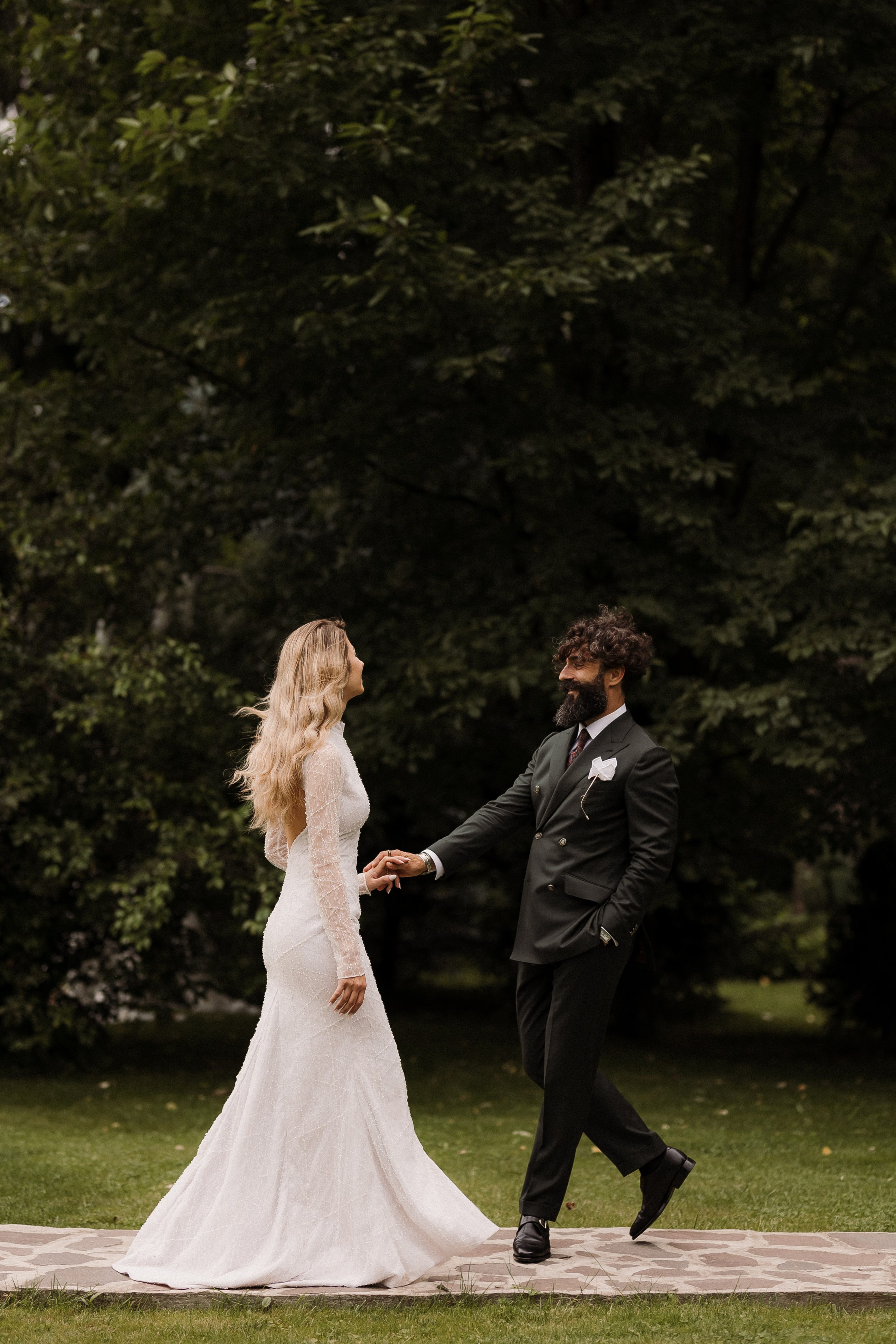 fotografii cuplu romantice in natura