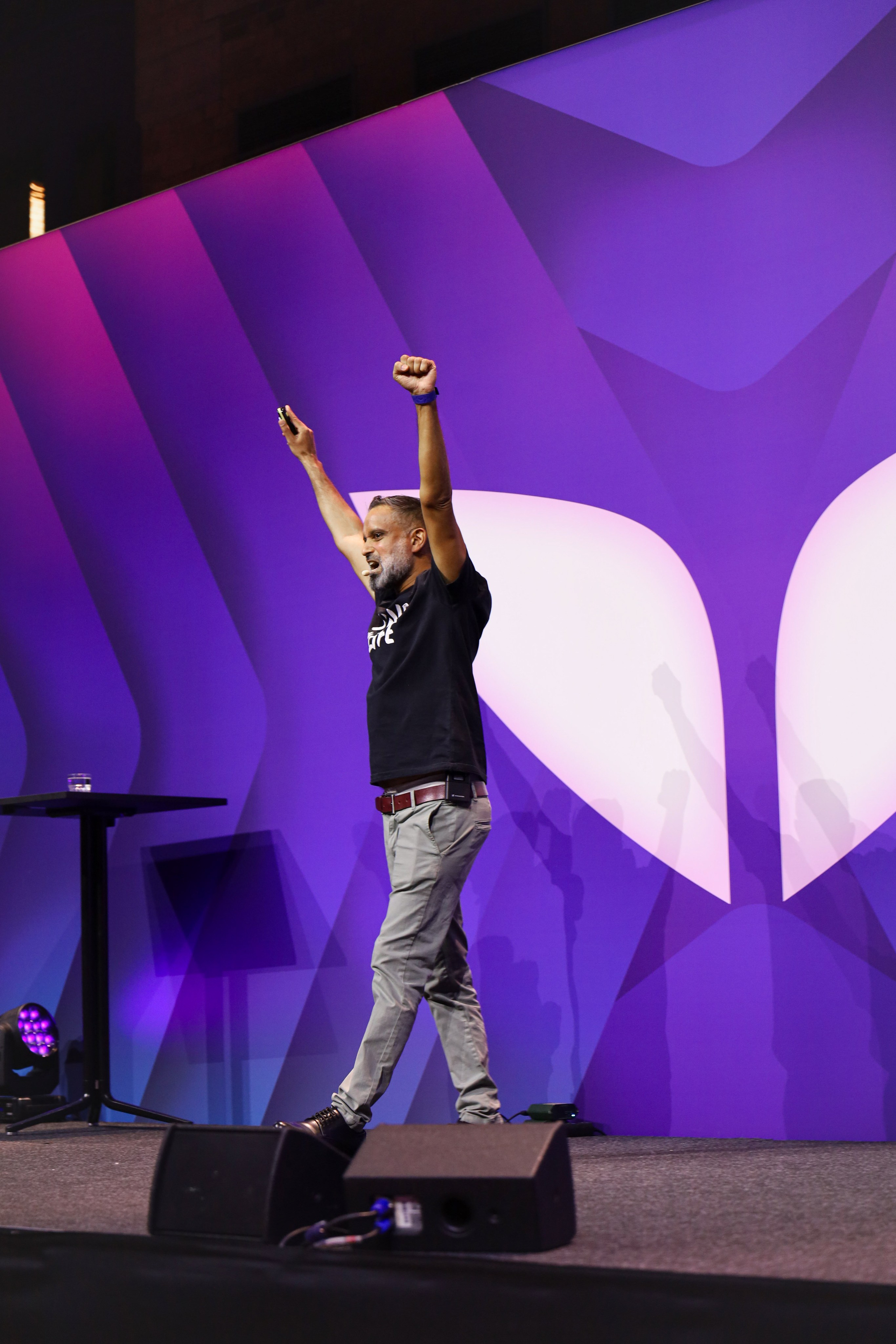 MindValley U. Emiliia Kotruch PHOTOGRAPHER