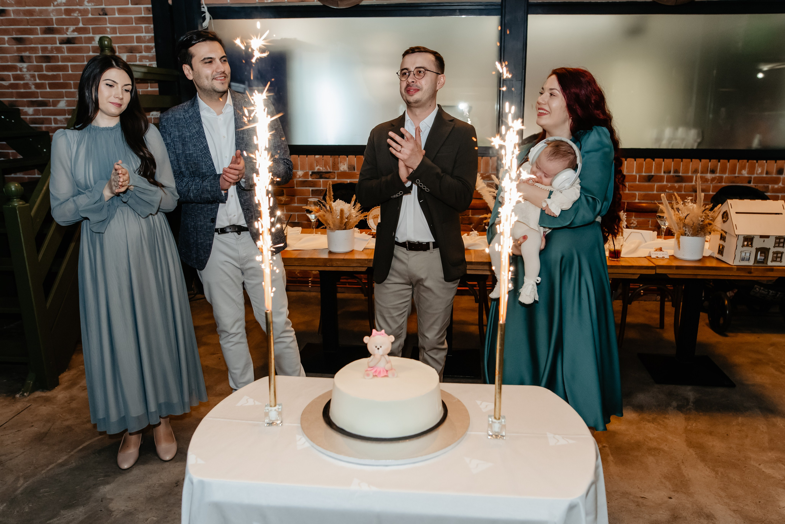 Botez Elvira, Restaurant Daimon Salon Bistro. Ana Maria Dragan Fotograf Evenimente