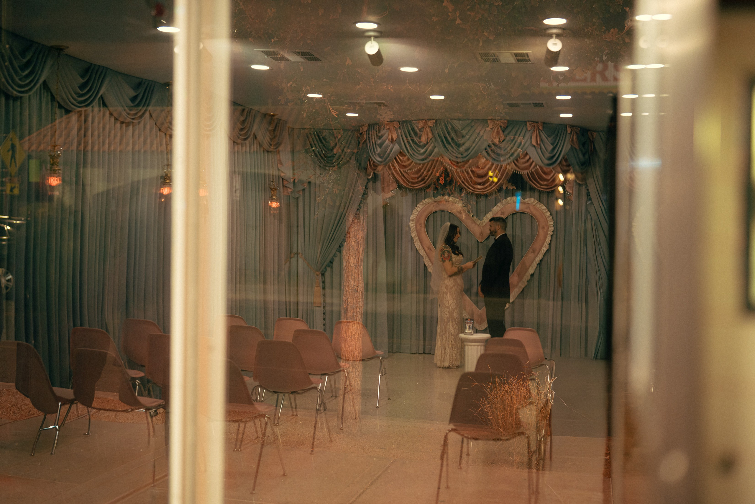 Brianna&Daniel. Wedding & elopement photographer Viktoriya Kravtsov. Las Vegas