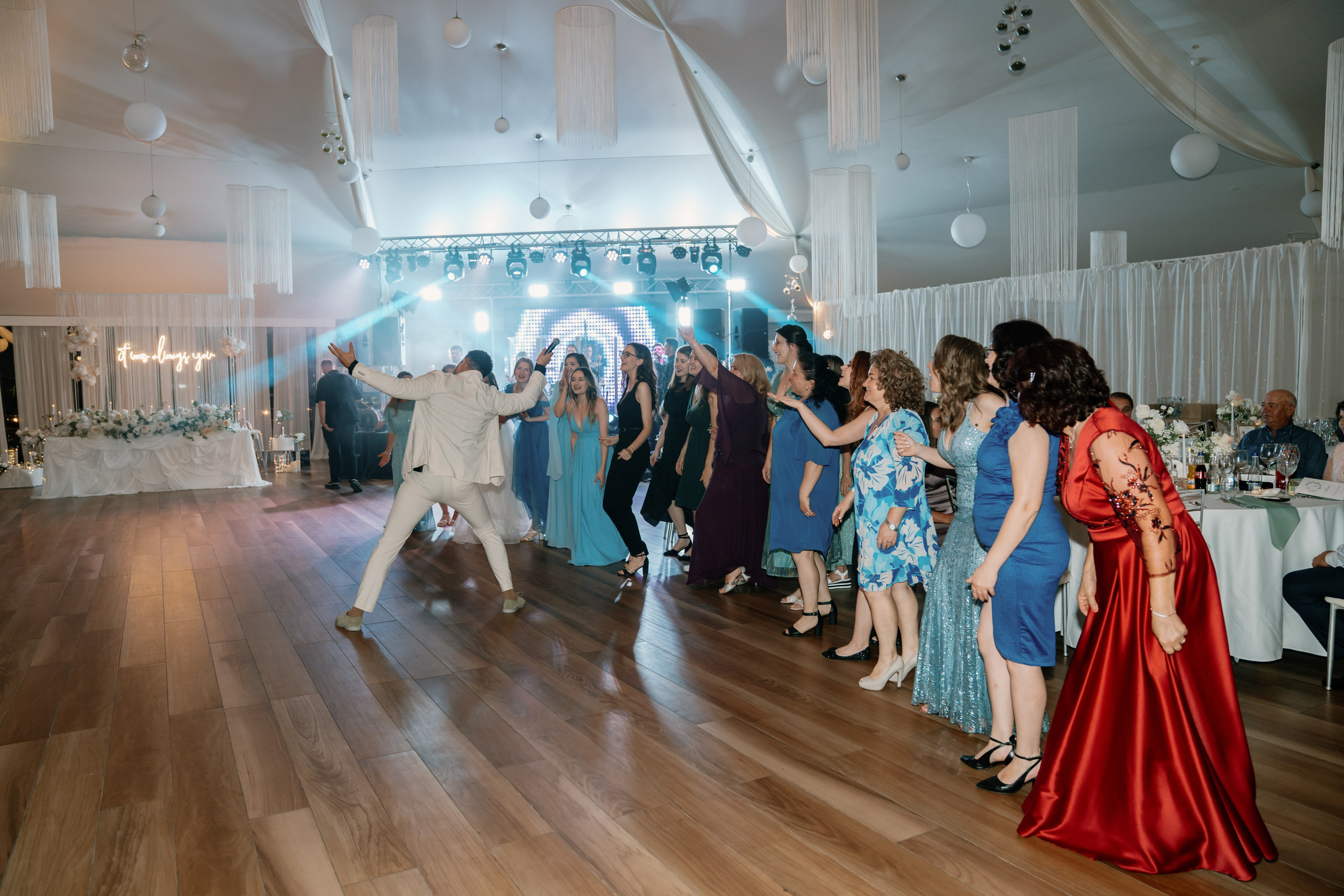 Gabriela & Dragos. Gabrielacojocariu.com