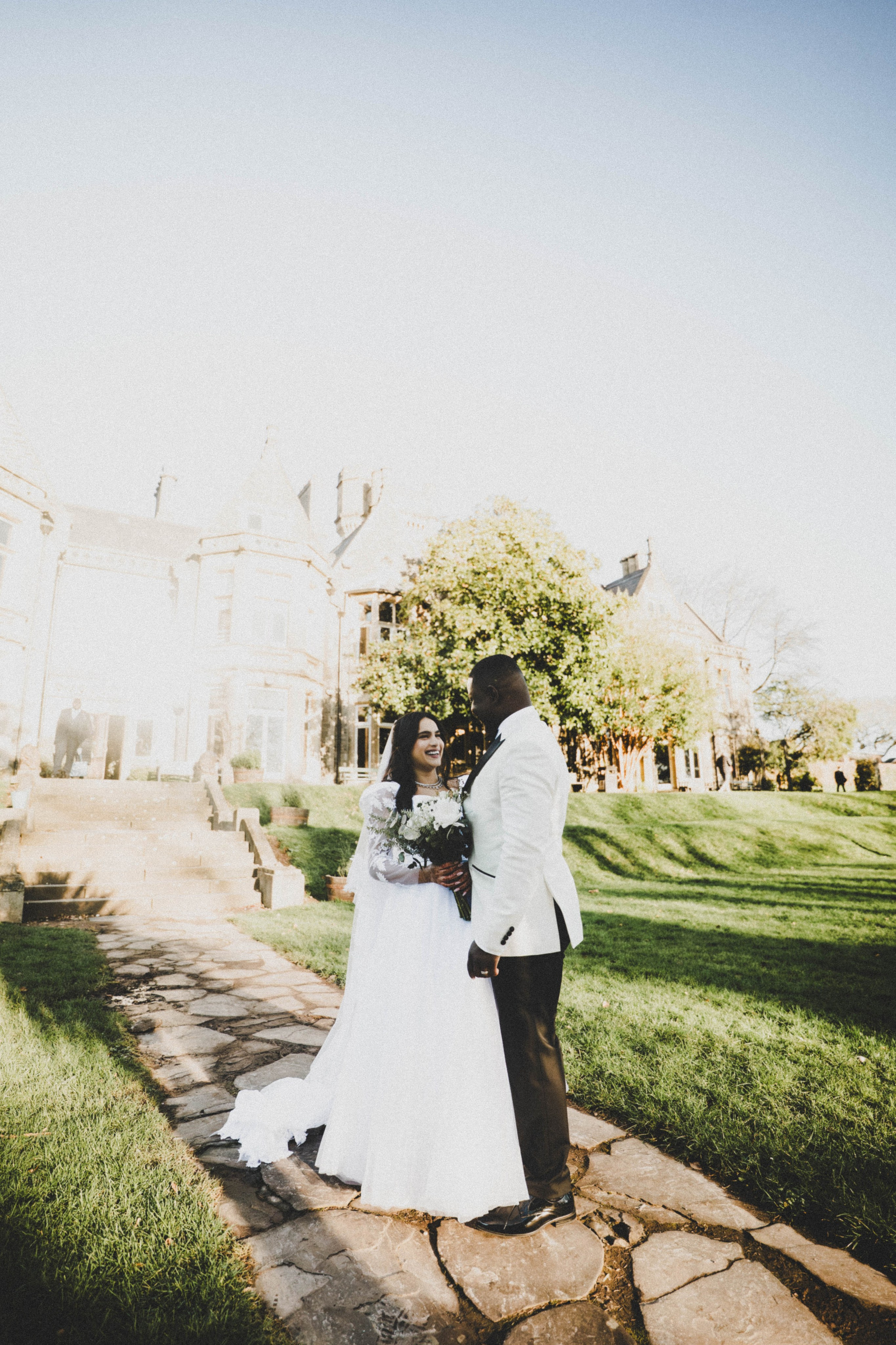 Josh & Shorifa. Sola SLY | London Photographer and Videographer