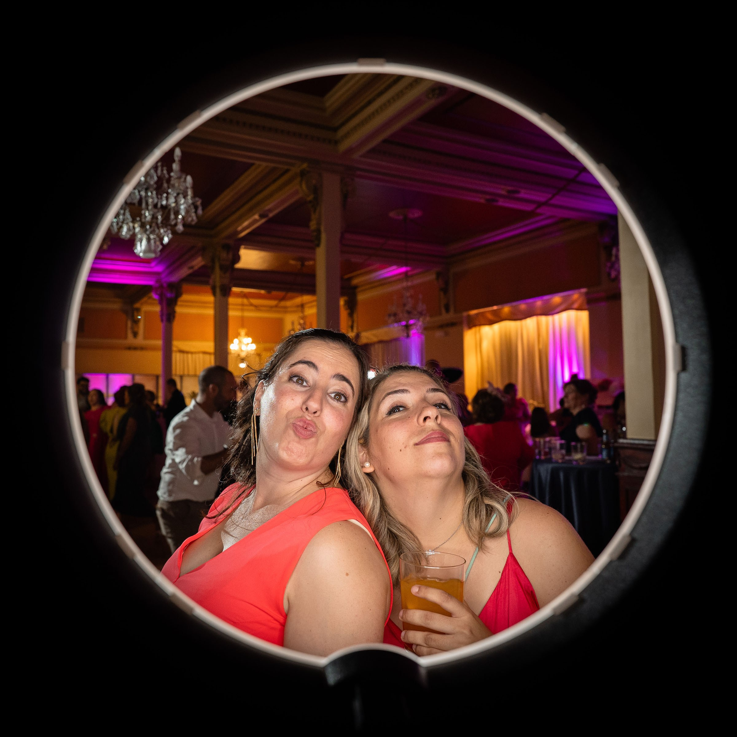 Photocircle y fotos de boda de Andrea y Jose en el Casino de Huesca. PIXLOVE - Fotógrafos de bodas Huesca Pirineos Zaragoza