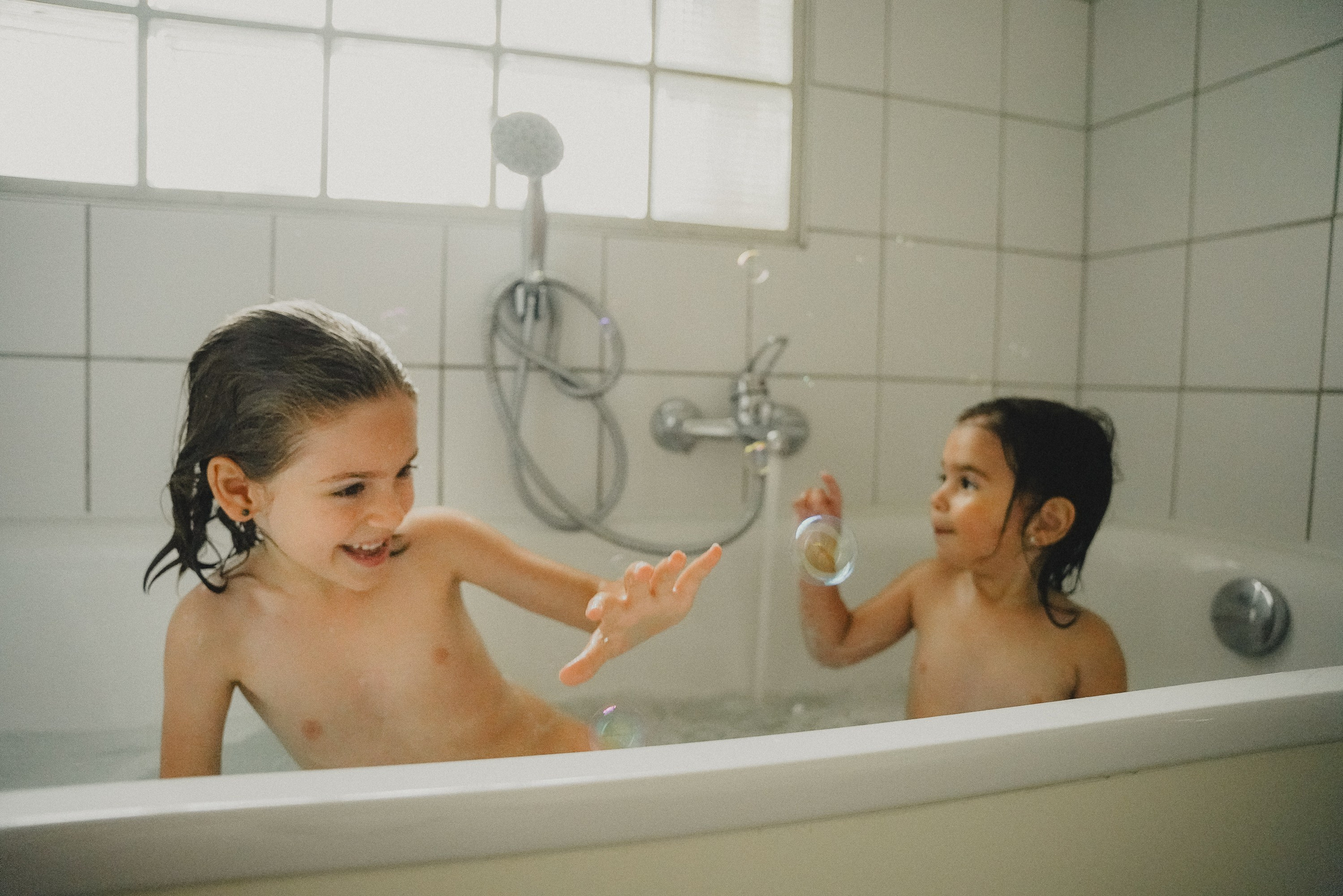 RITRATTO | LIFESTYLE | REPORTAGE. Svitlana Miahka fotografa a Genova