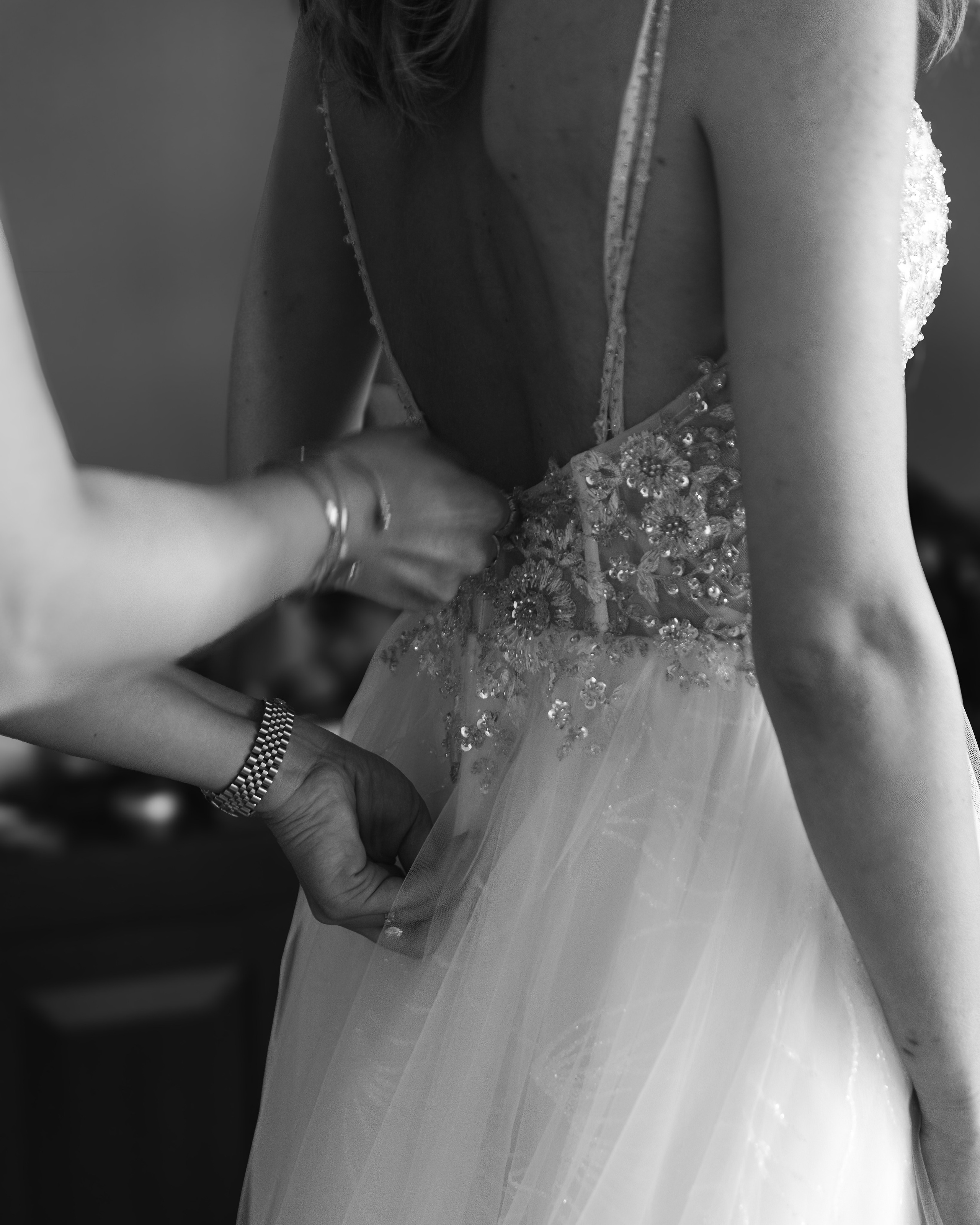 Intimate wedding moment photographed in Chicago by Margarita Stepanenko