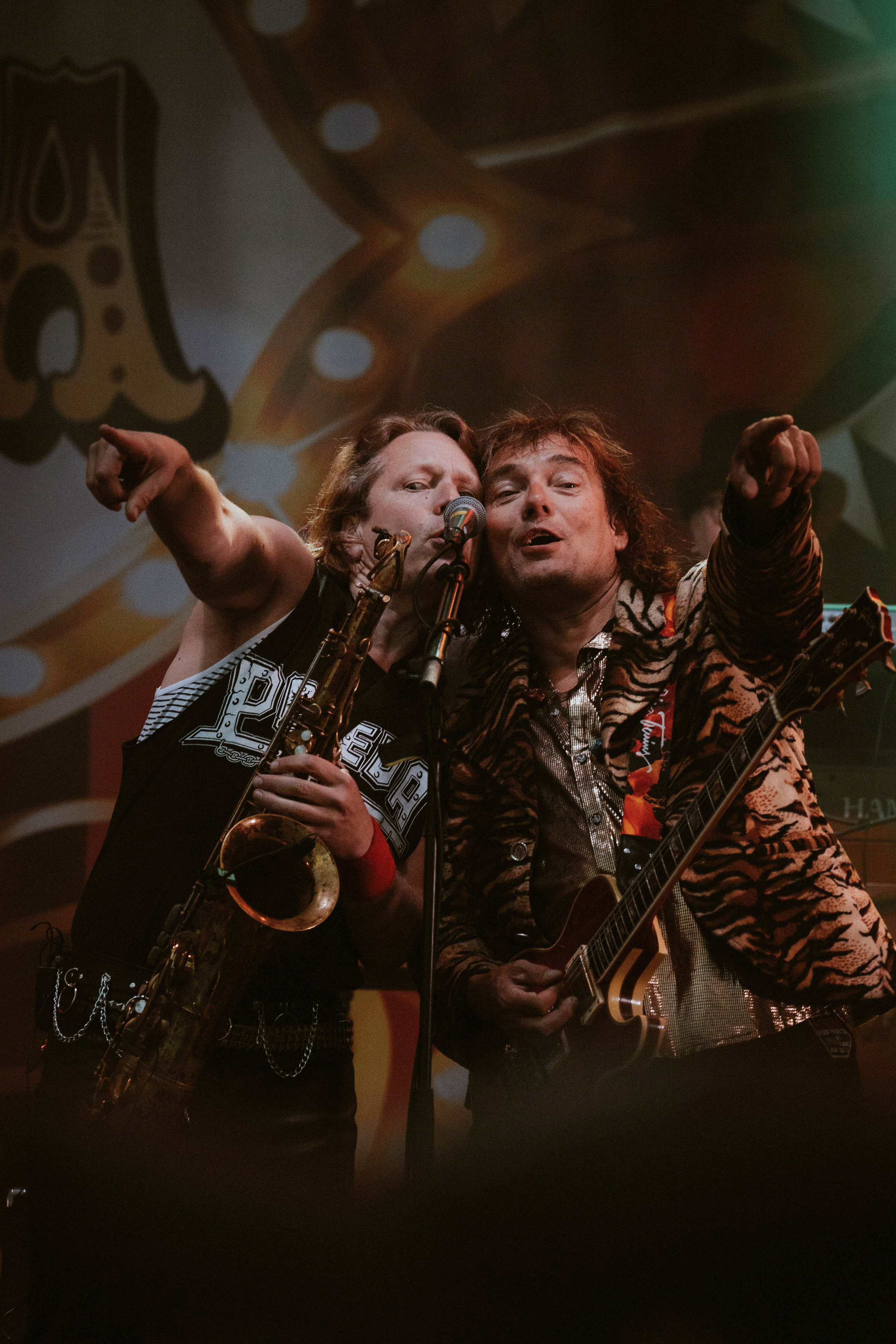 Festarit. VEKE MEDIA