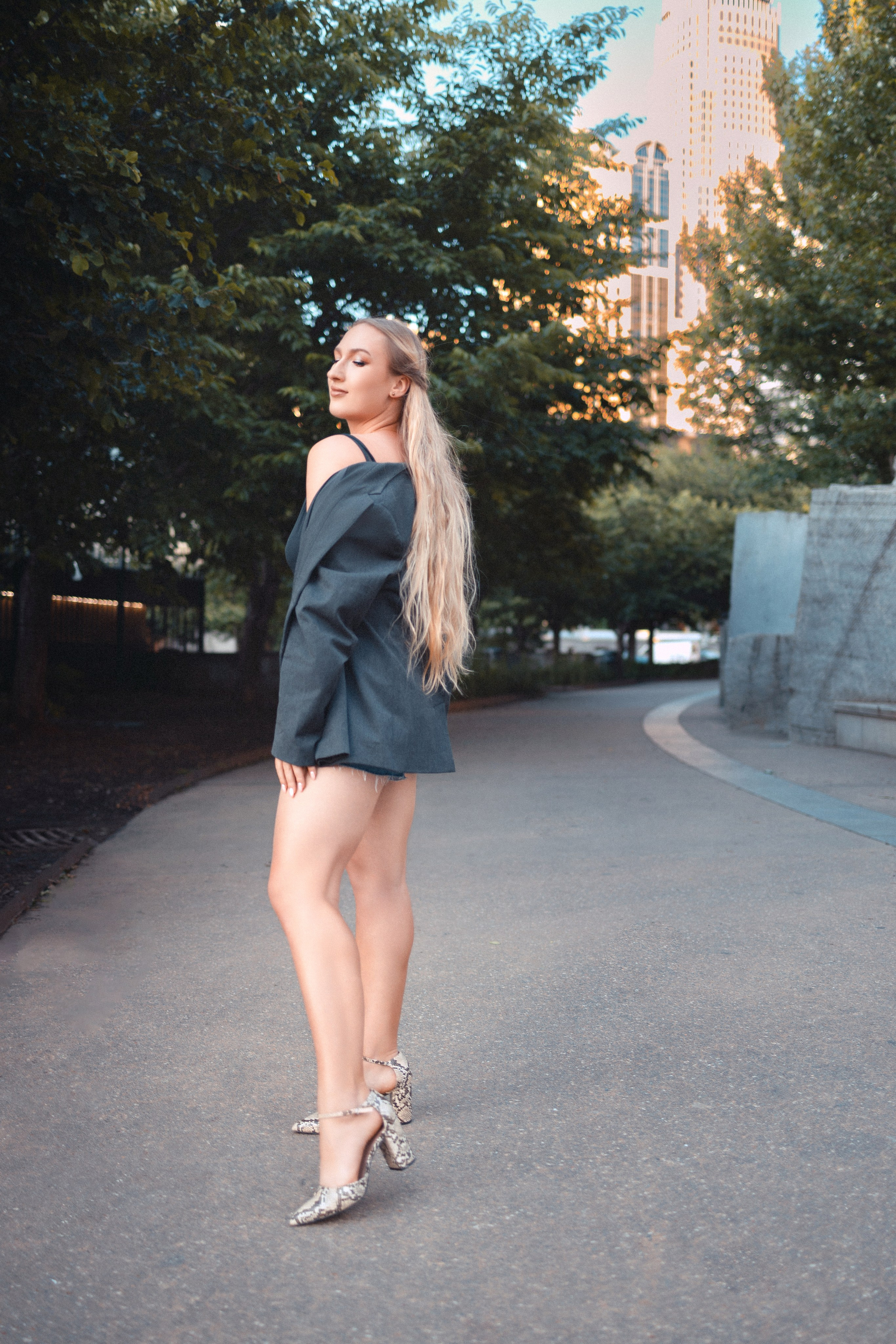 Business headshot. Anaeliseevaphoto.com