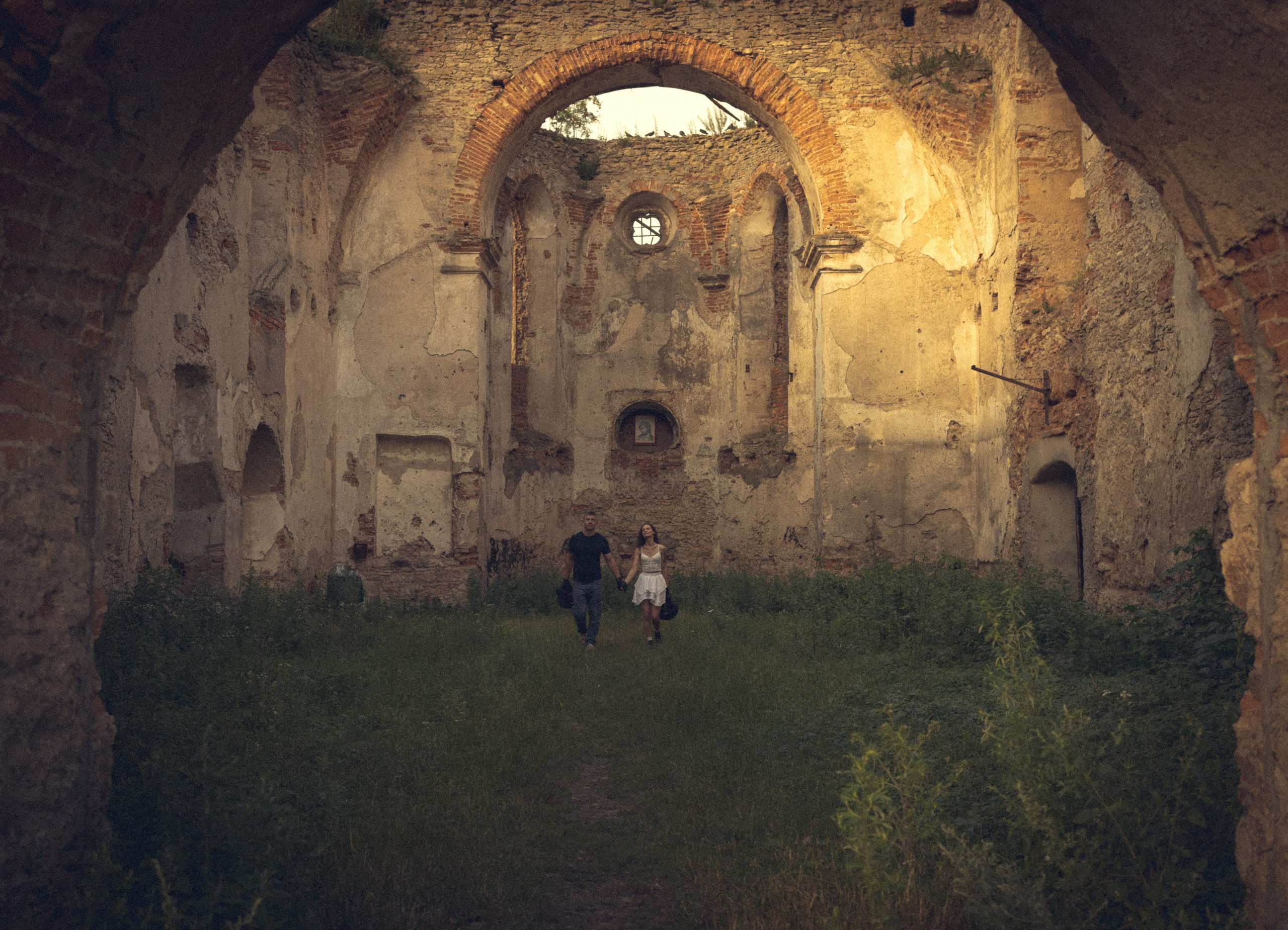 Balade en moto. Histoires d’amour, séances photos de famille et de mariage en France