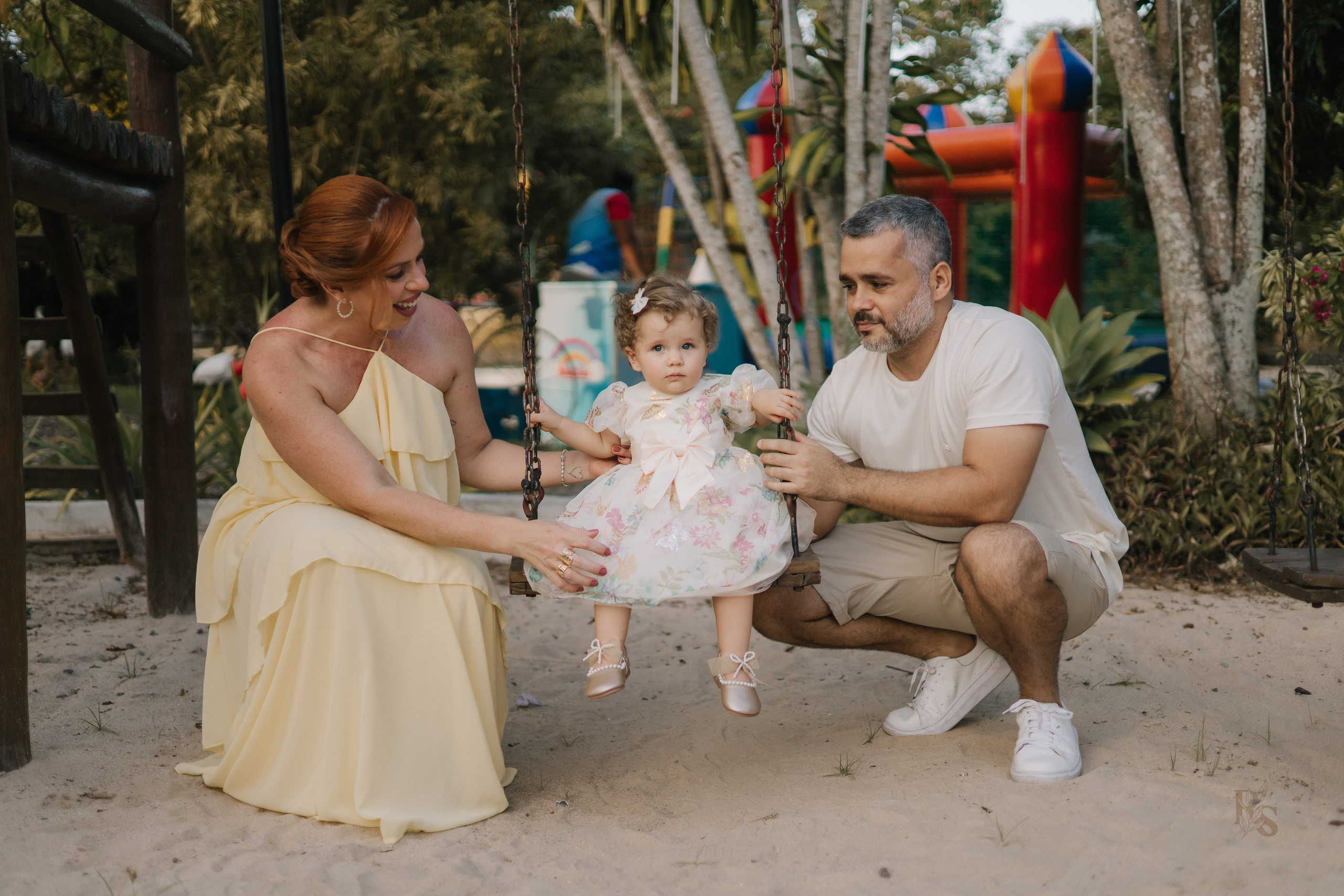 Aurora — 1 ano. Fotógrafo Richard Silvestre — Casamentos na Bahia