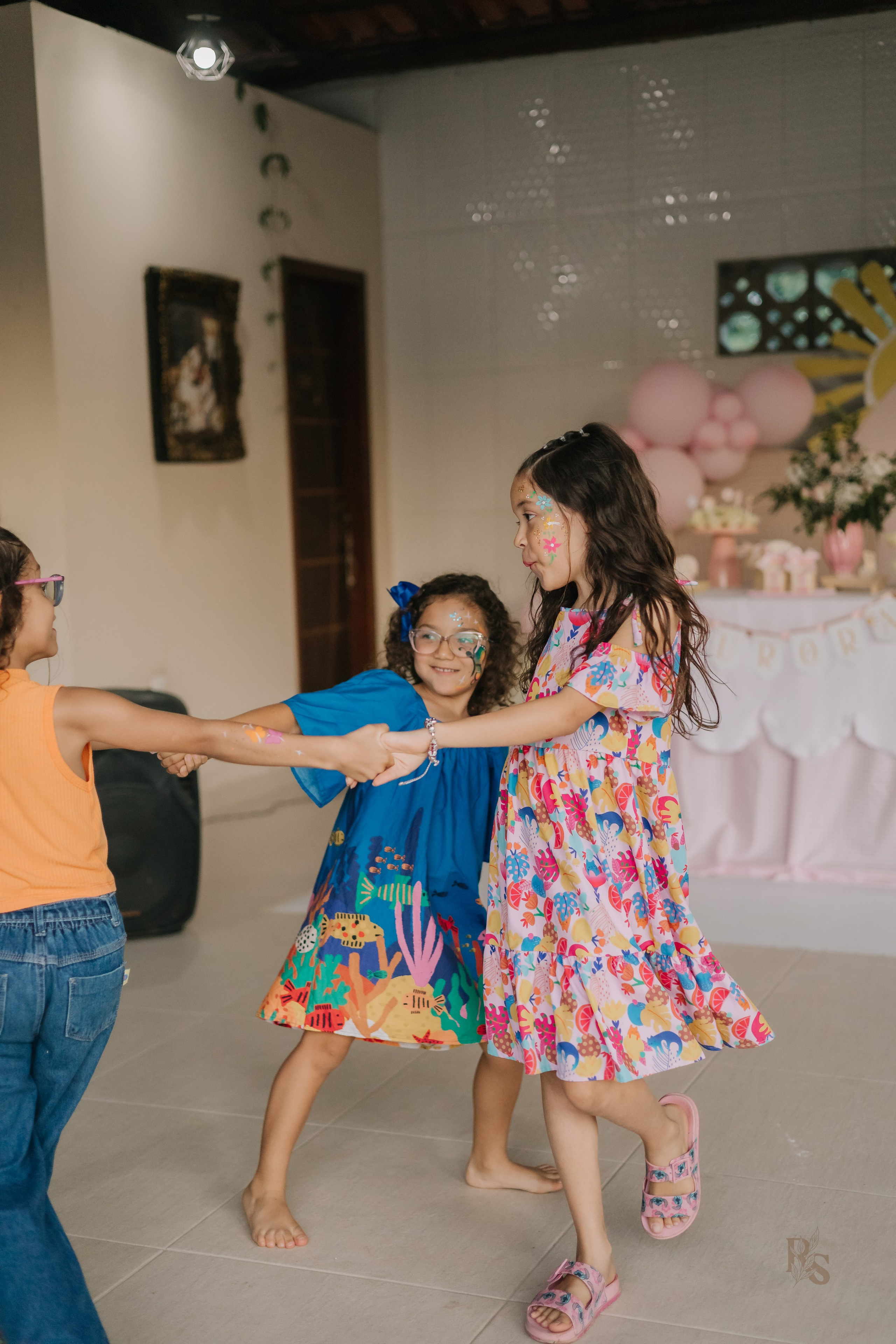 Aurora — 1 ano. Fotógrafo Richard Silvestre — Casamentos na Bahia