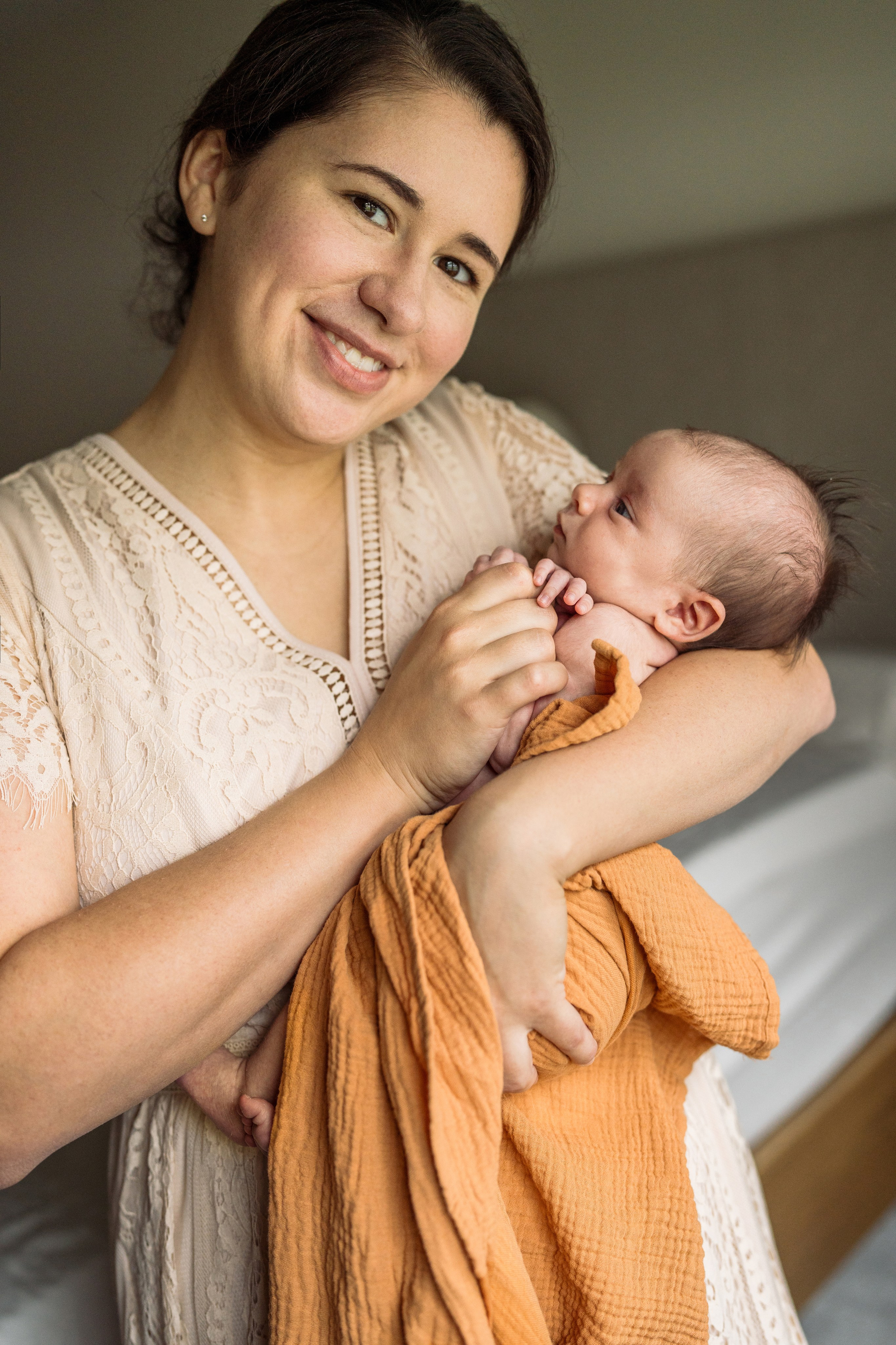 Minimalist Newborn Photography – Timeless & Elegant. Alisa Tant — Family and newborn photographer Bucks County, Montgomery county, Philadelphia, NJ