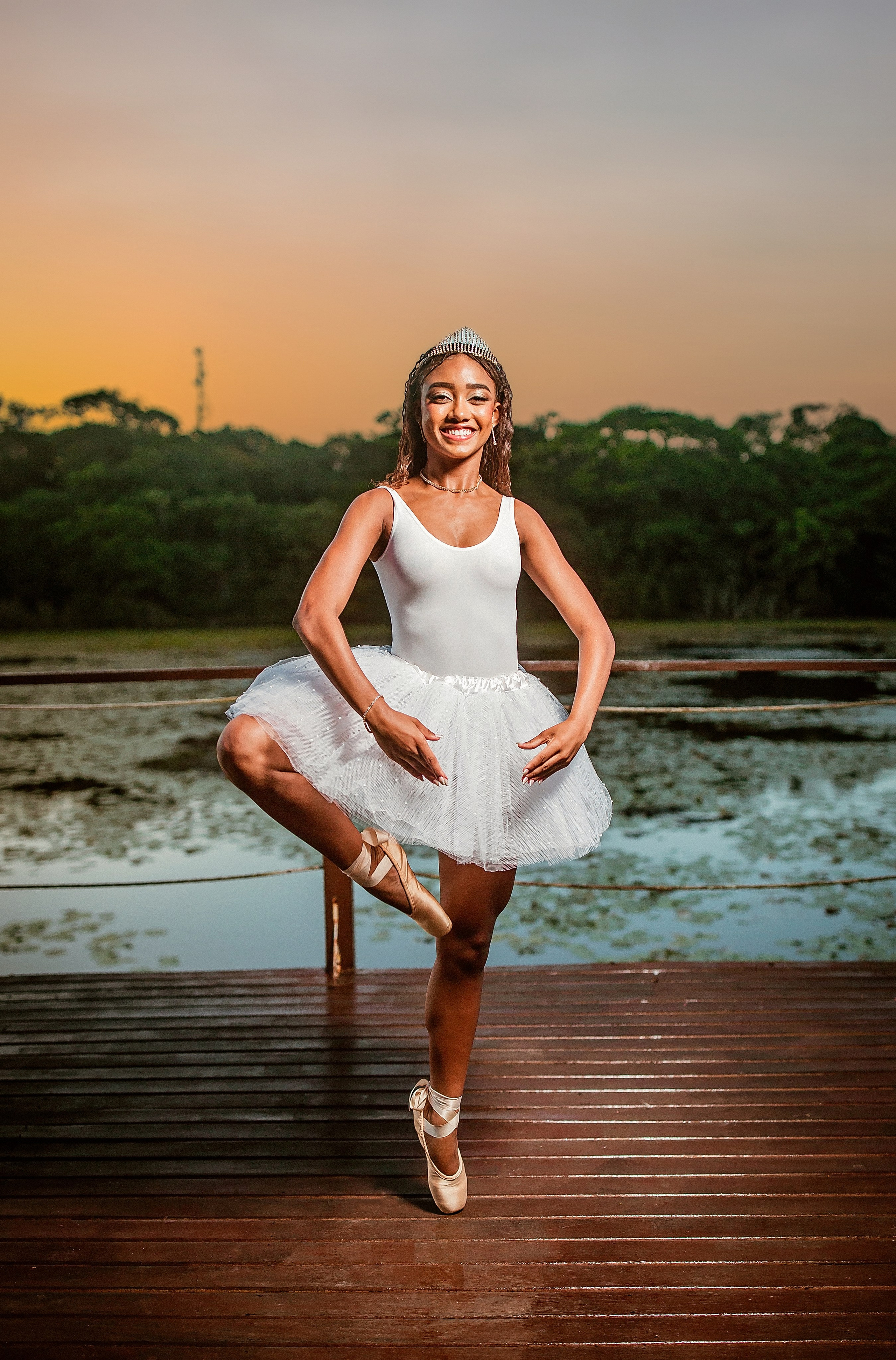 Ensaio XV anos — Yasmin (tema princesa tiana). Flavio Nunes Fotografia (Fotografo especializado em Fotografia de 15 Anos e Ensaios)