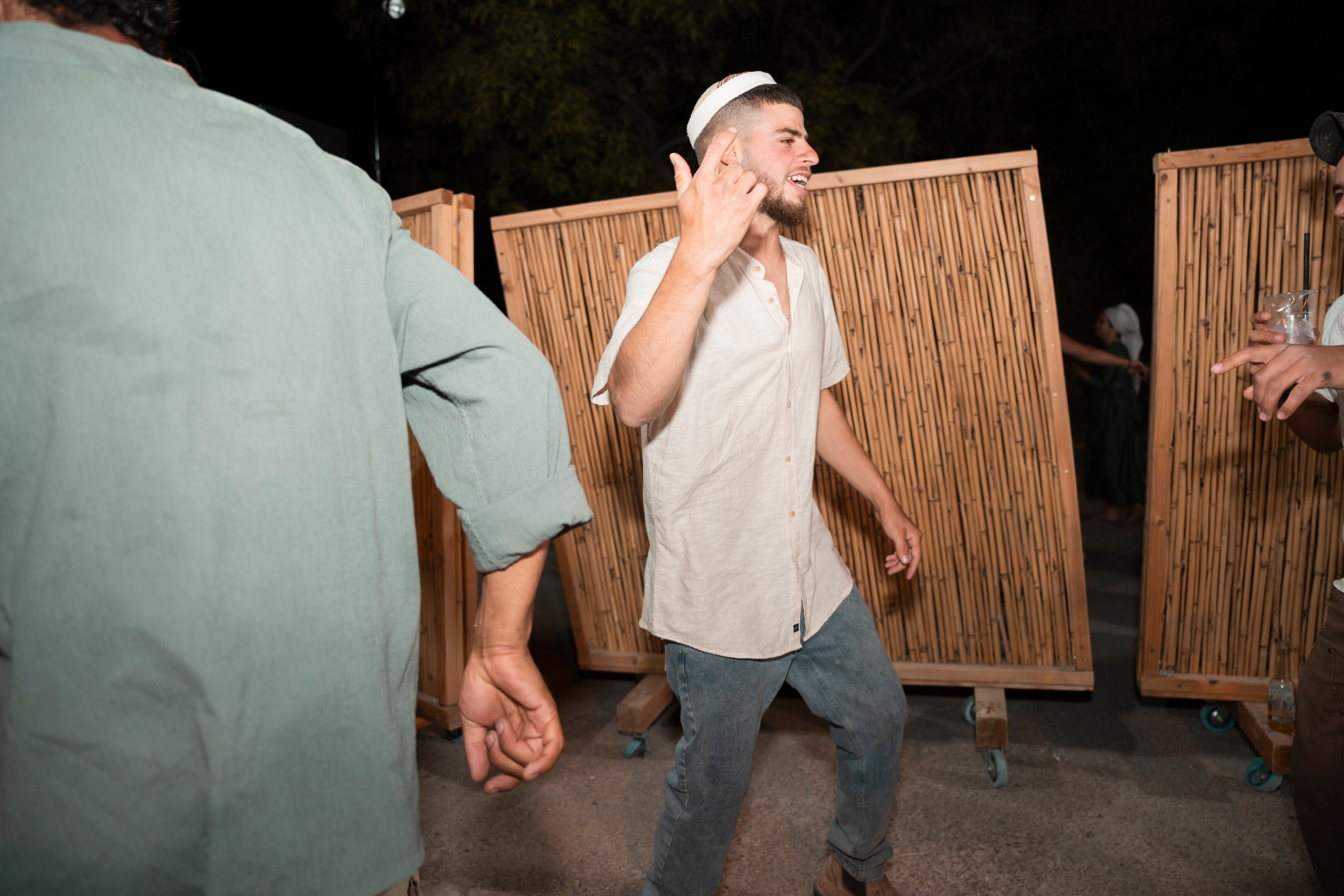 עדן ושלהבת. יוסף מזרחי צילום חתונה, ברית וזוגיות. צלם מקצועי שאוהב להוציא אתכם הכי יפים ברגעים הכי מרגשים