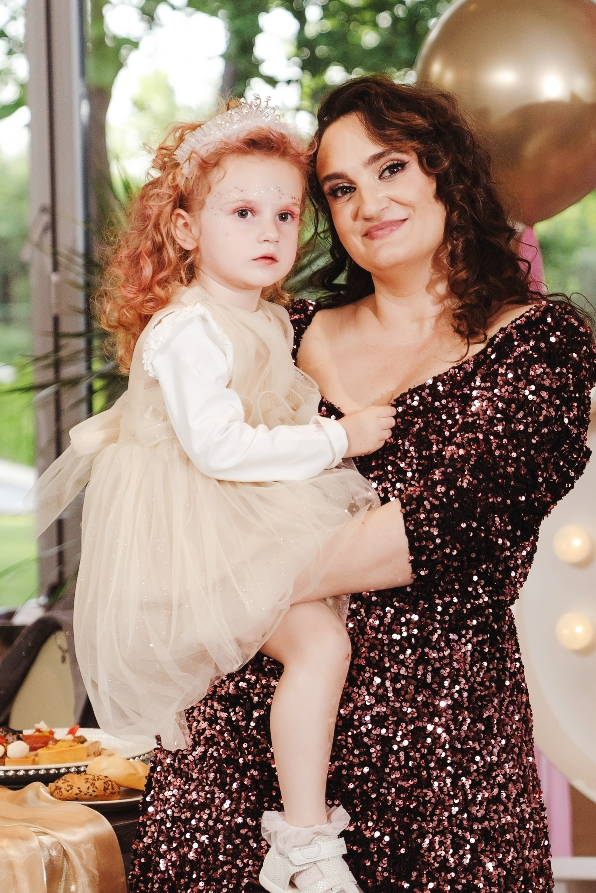 Stephanie Alma. Fotograf evenimente. Fotograf nunta. Fotograf Botez. Mihaela Savu