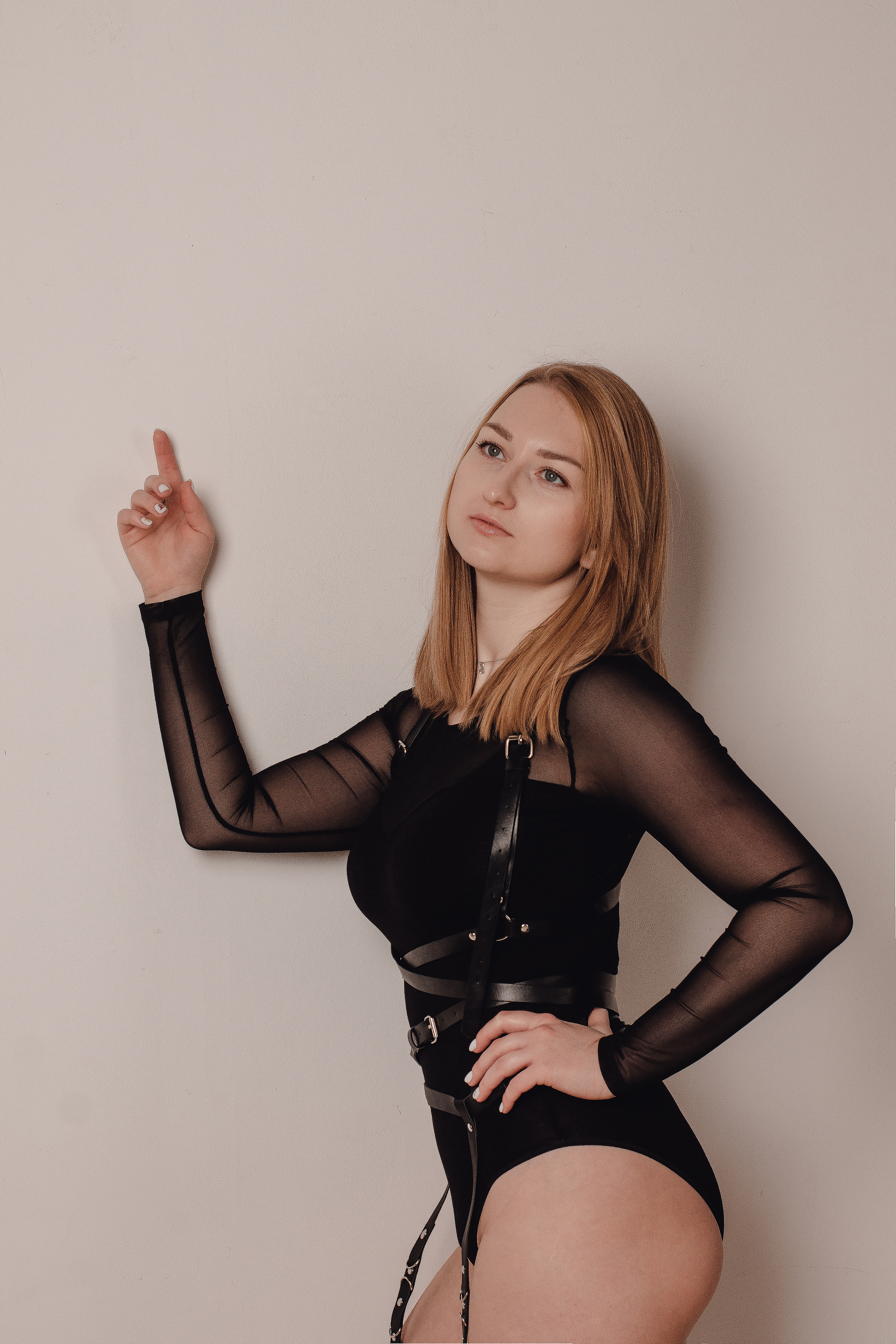 Nastya in the studio. Wedding and portrait photographer in Beograd Ekaterina Makedonskaya