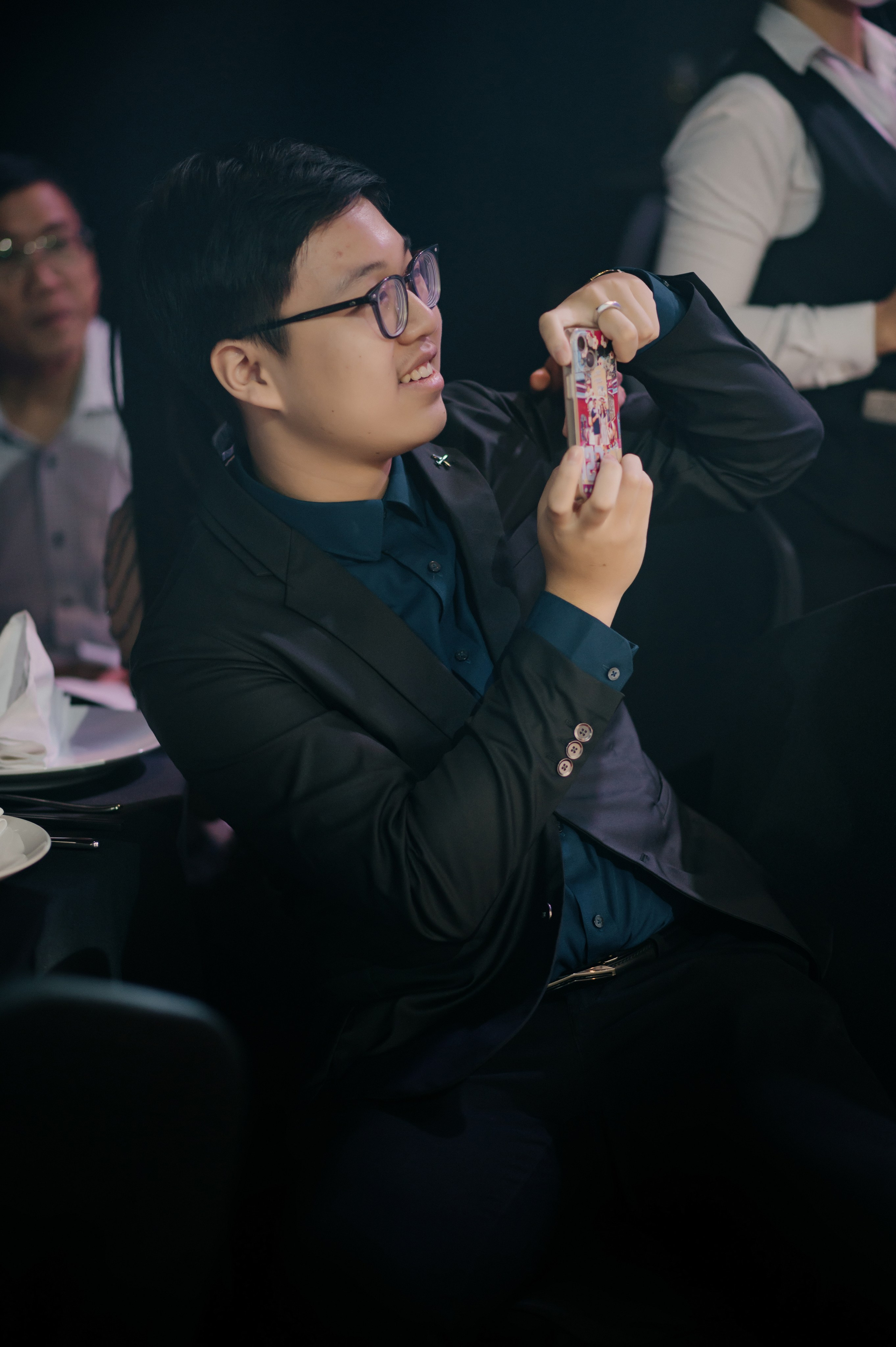 KHANG & QUYEN / Lavela Hotel. Saigon Wedding Present | Art Beyond Moments