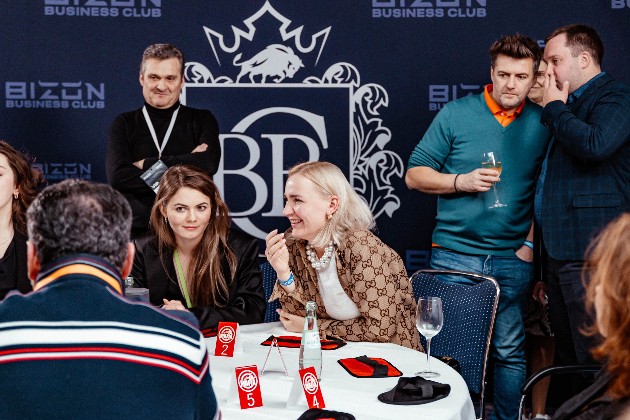 Club Bizon. Portrait family photographer in Berlin Elena Zakh