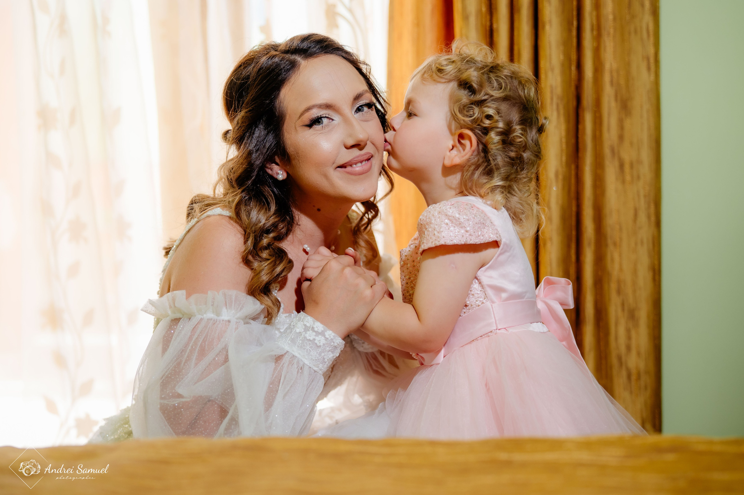 Anca & Daniel. Andrei Samuel – Fotograf București | Evenimente, Studio, Imobiliare, Produs