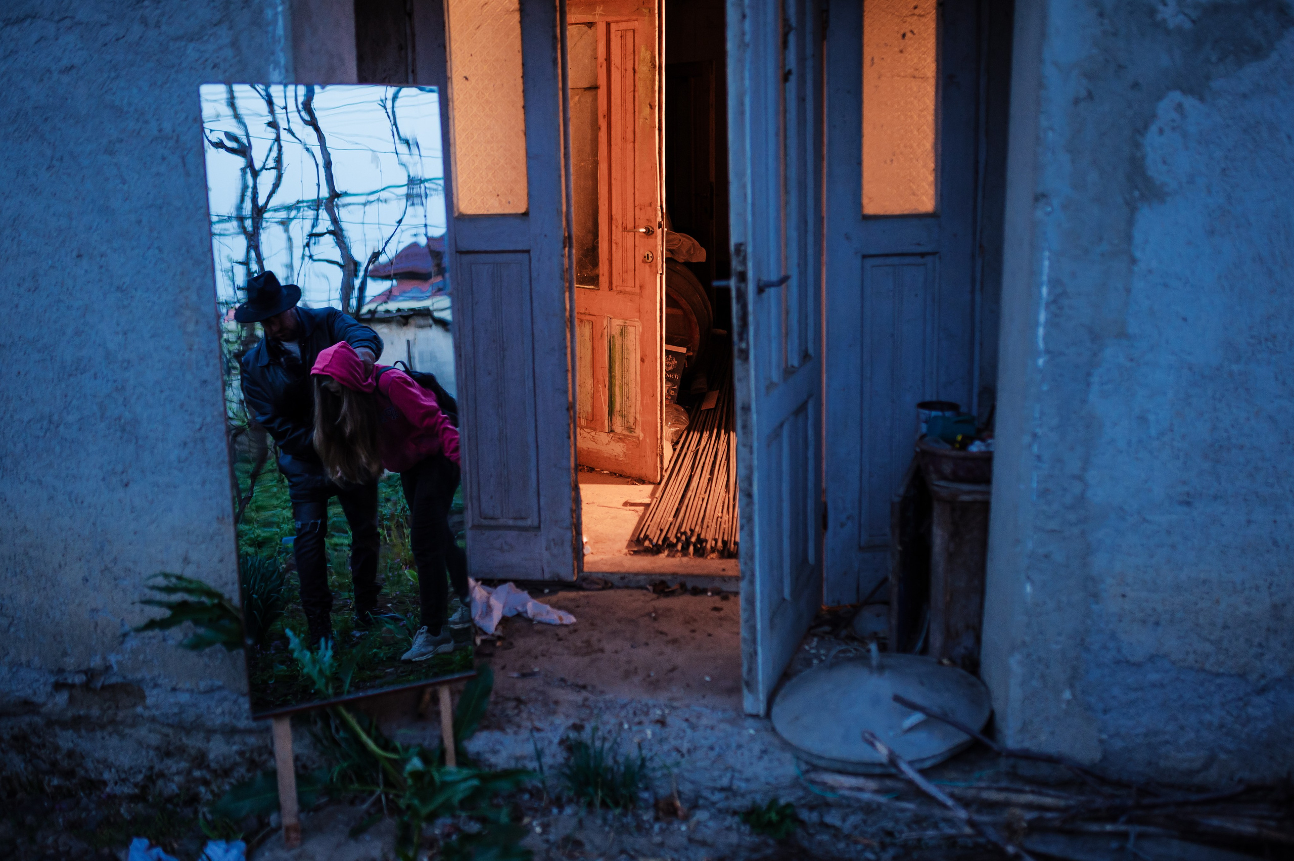 Răpirea. Andrei Samuel – Fotograf București | Evenimente, Studio, Imobiliare, Produs