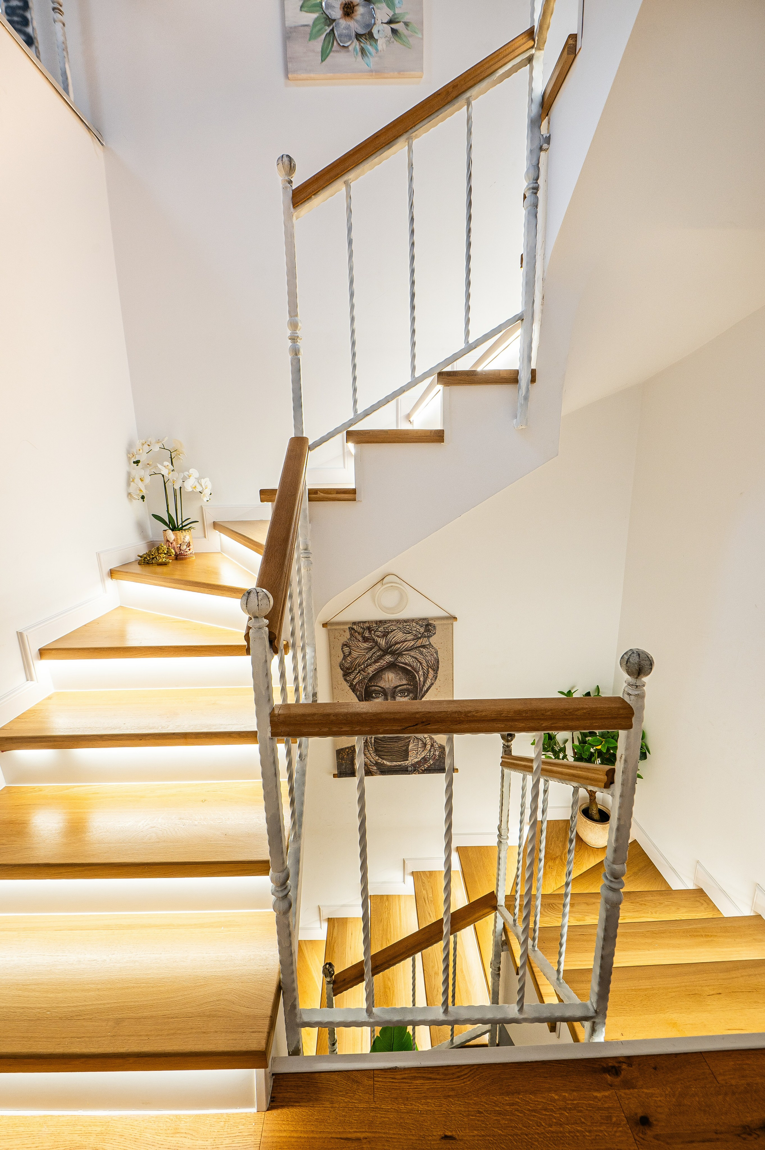 Duplex. Andrei Samuel – Fotograf București | Evenimente, Studio, Imobiliare, Produs