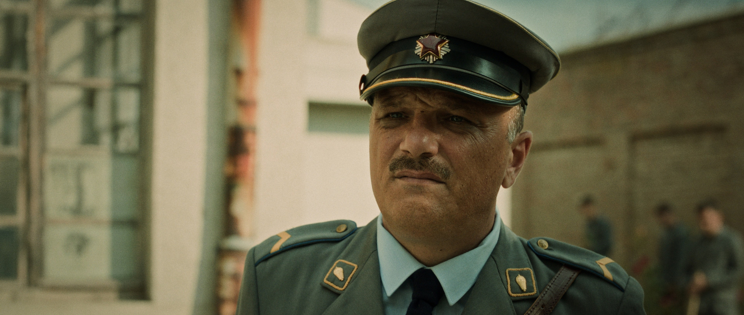 Ruski Konzul. Commercial and studio photographer in Belgrade