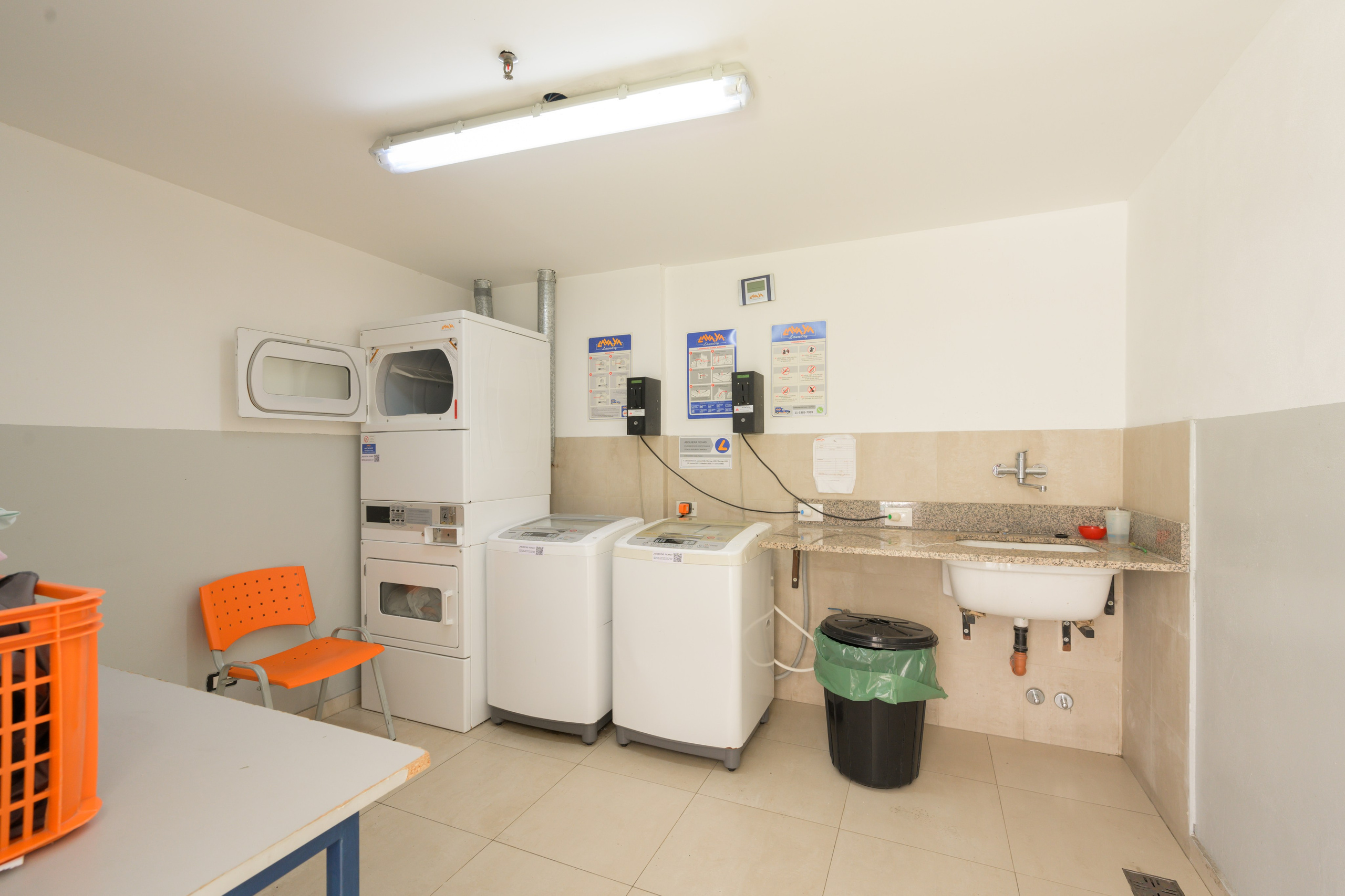 23 11 25. Fashion, portrait, interior photography. Valencia, Spain. Dmitry Ivanov. Retrato, fotos de interiores