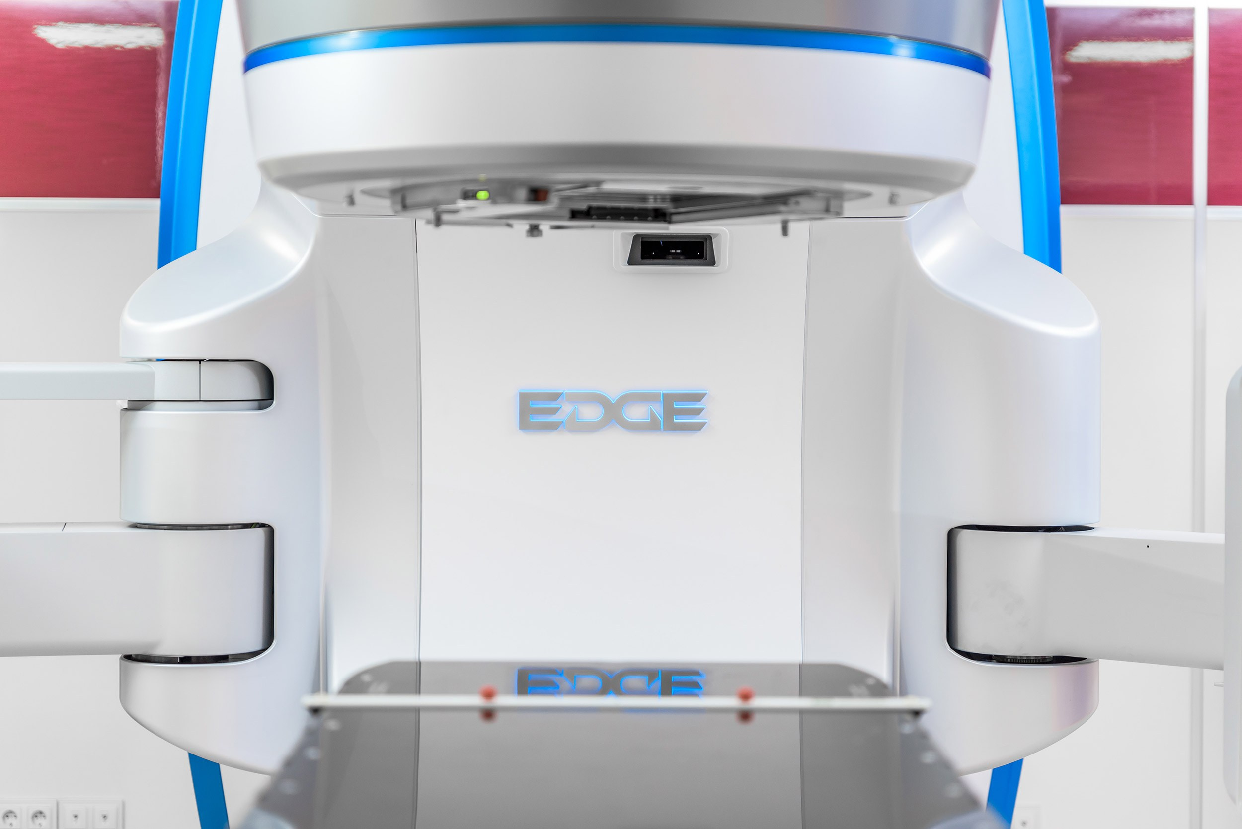 Erebuni Radiotherapy Center. Լուսանկարիչ քաղաք Երևանում