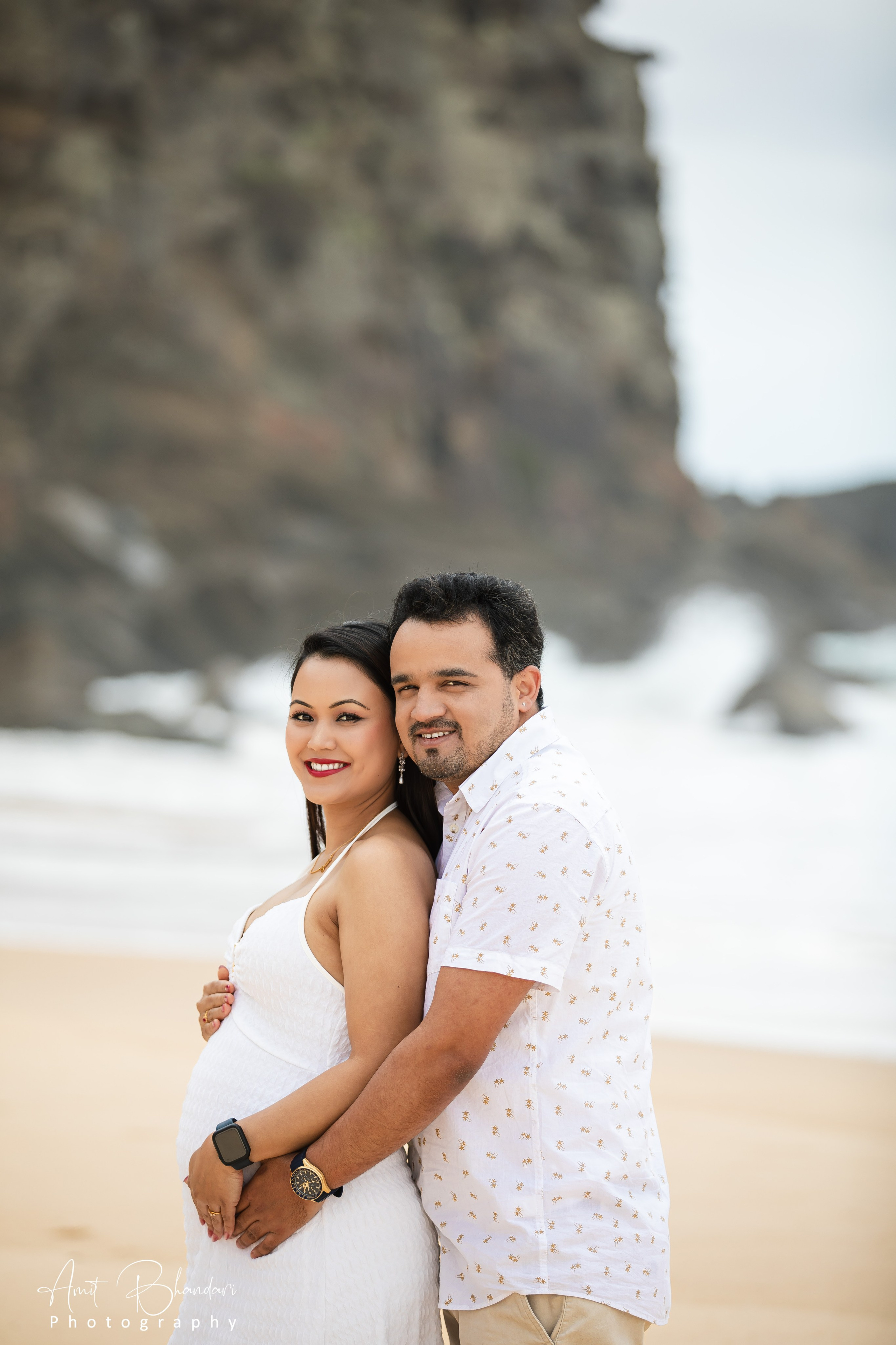 Outdoor Maternity Photoshoot. Freelance Photographer in Newcastle & Central Coast