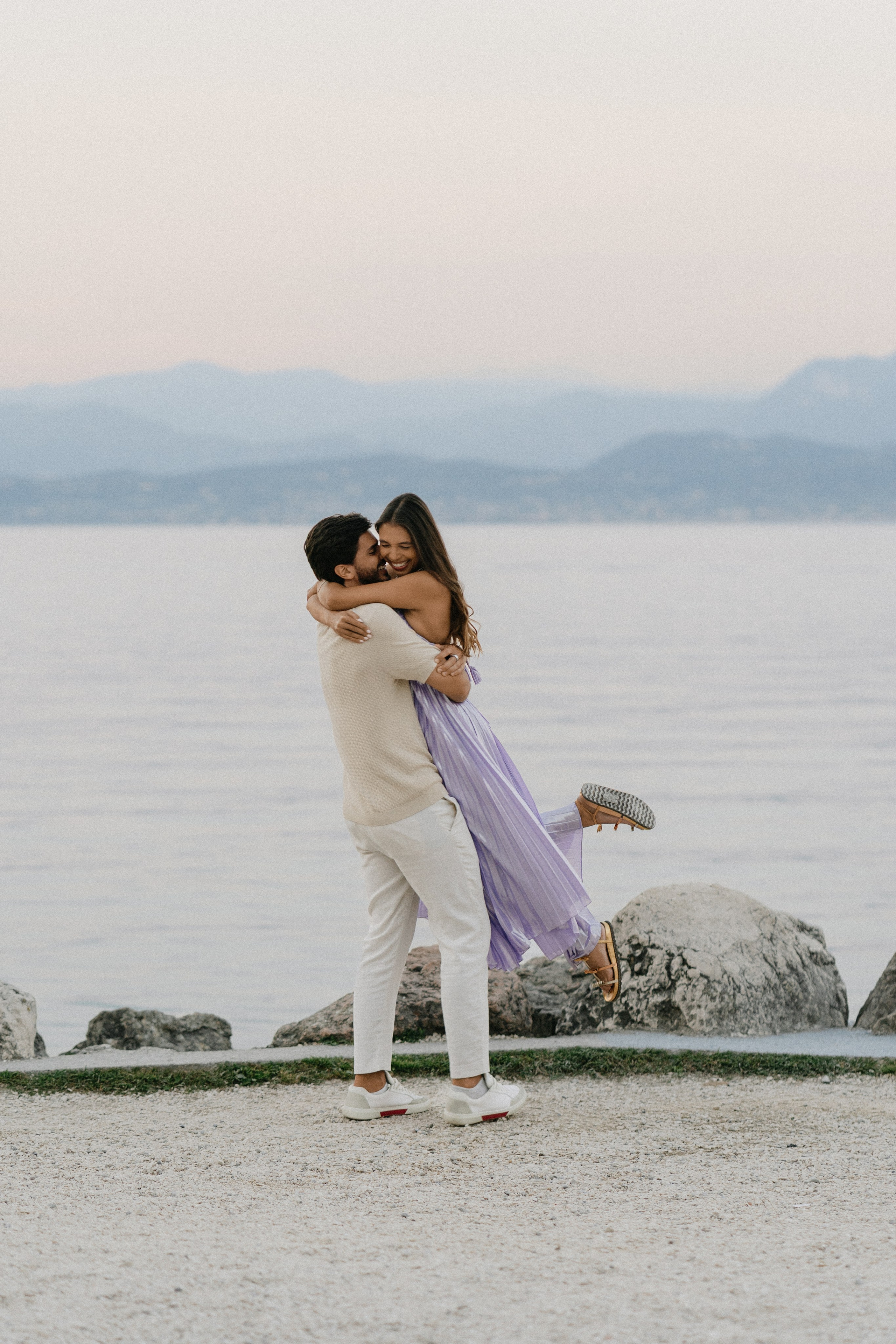 L & B (Sirmione, Lake Garda, Italy). Marriage Proposal Photographer in Verona, Lake Garda and Dolomites| Diana Fedrigo