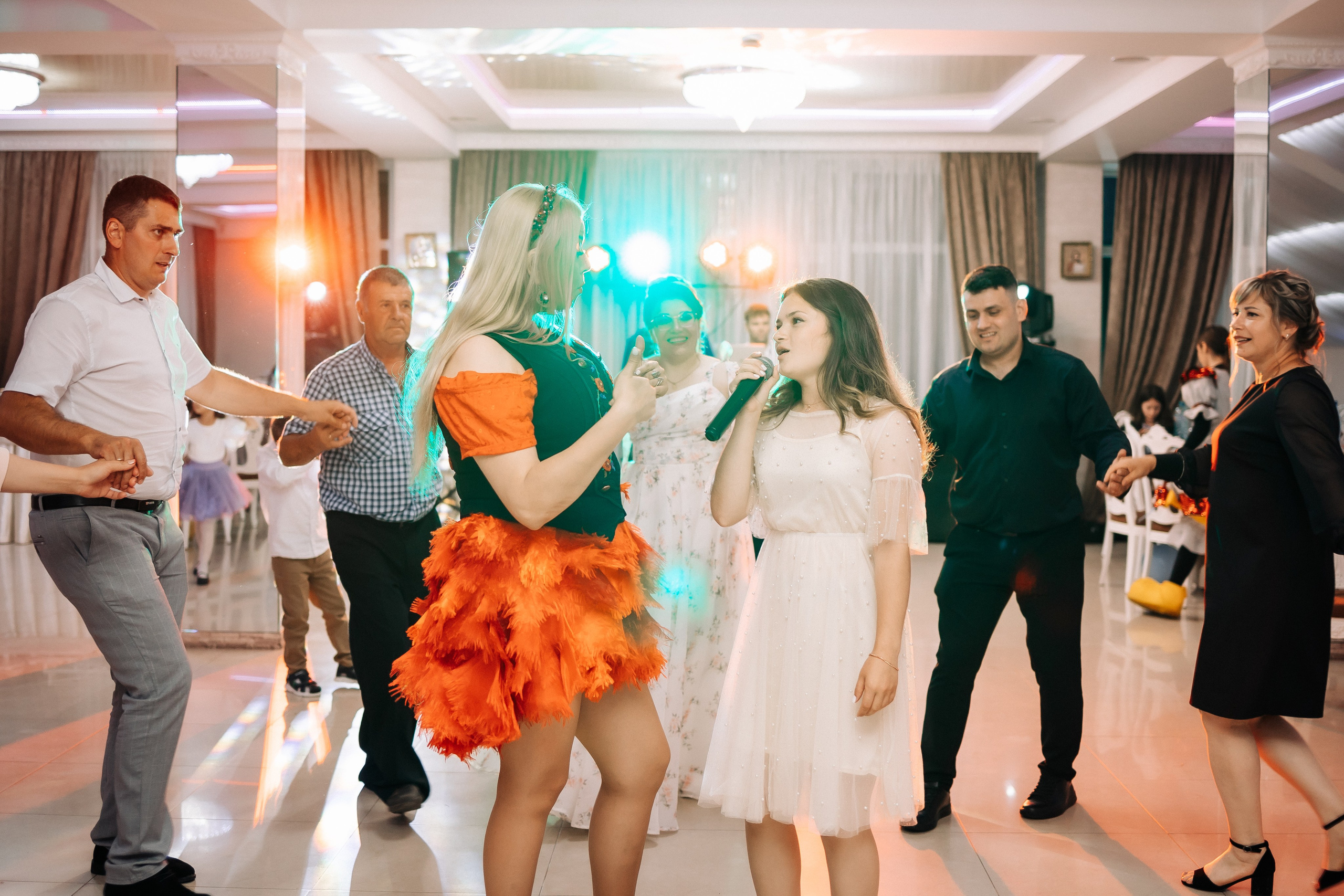 Marius & Amelia. Fotograful evenimentului tău