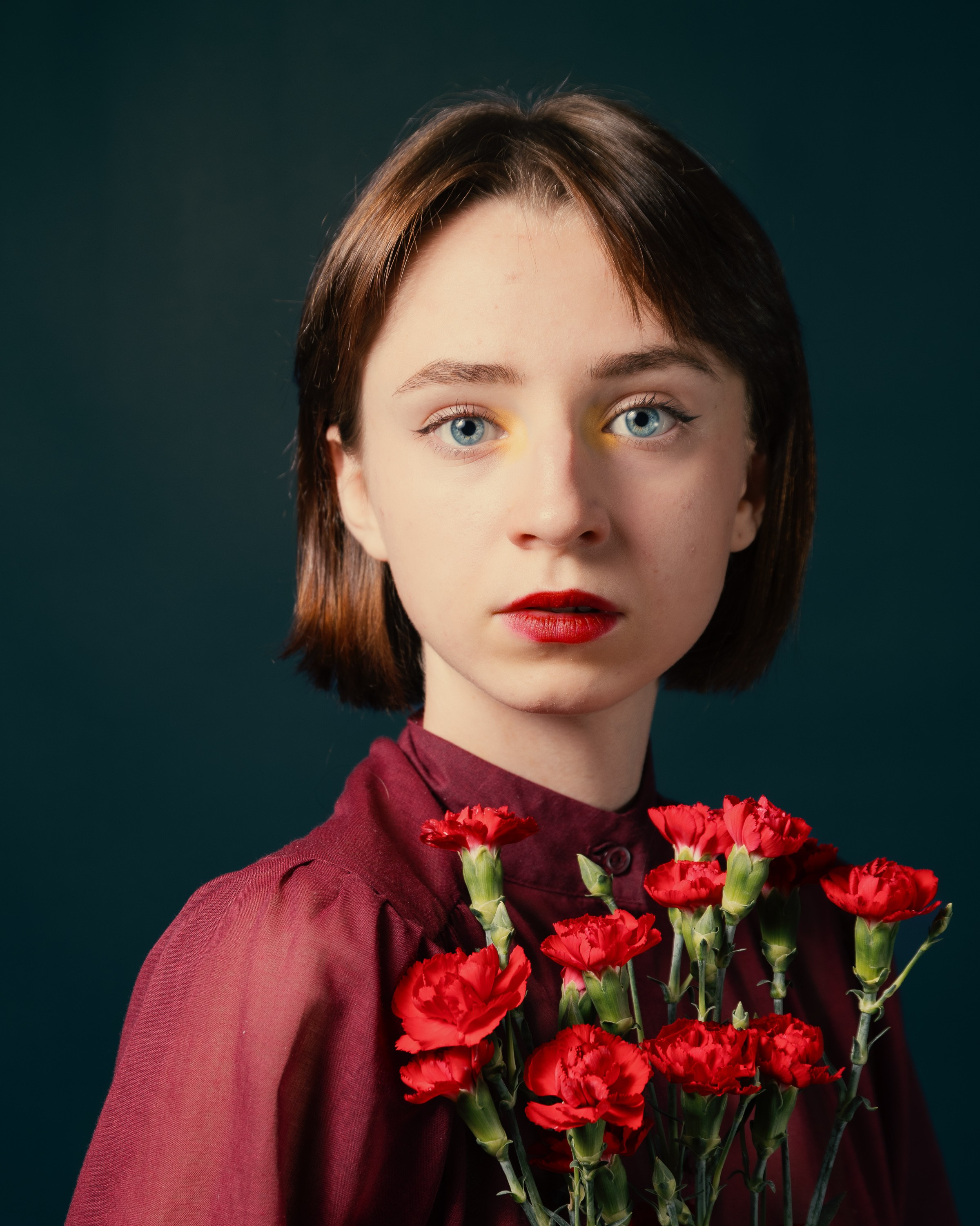 Red. Vladimir Ustinov