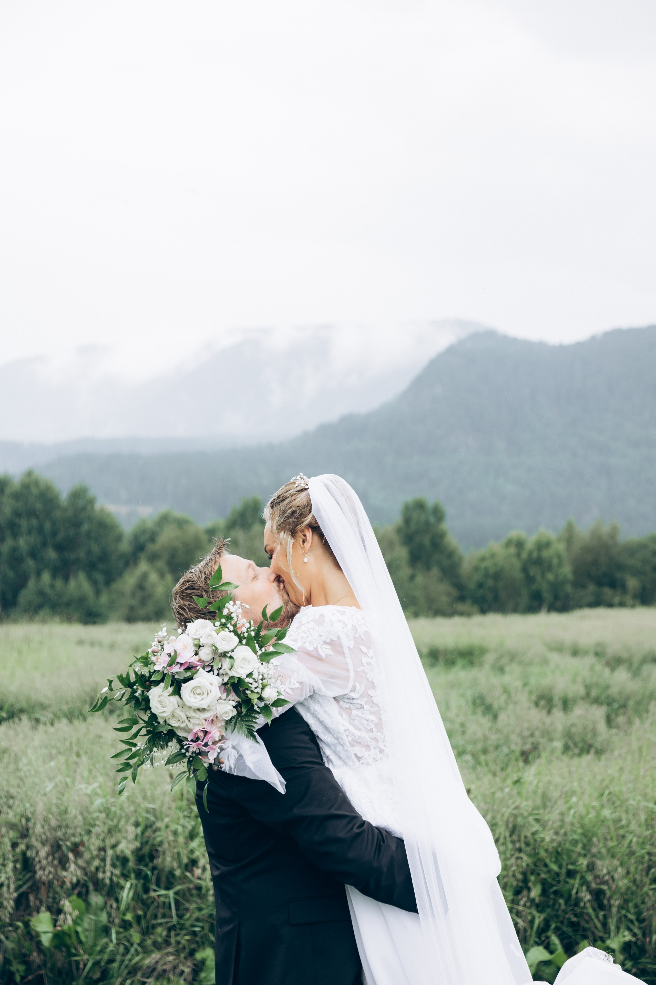 I&A. Photographer Svitlana Boinehri