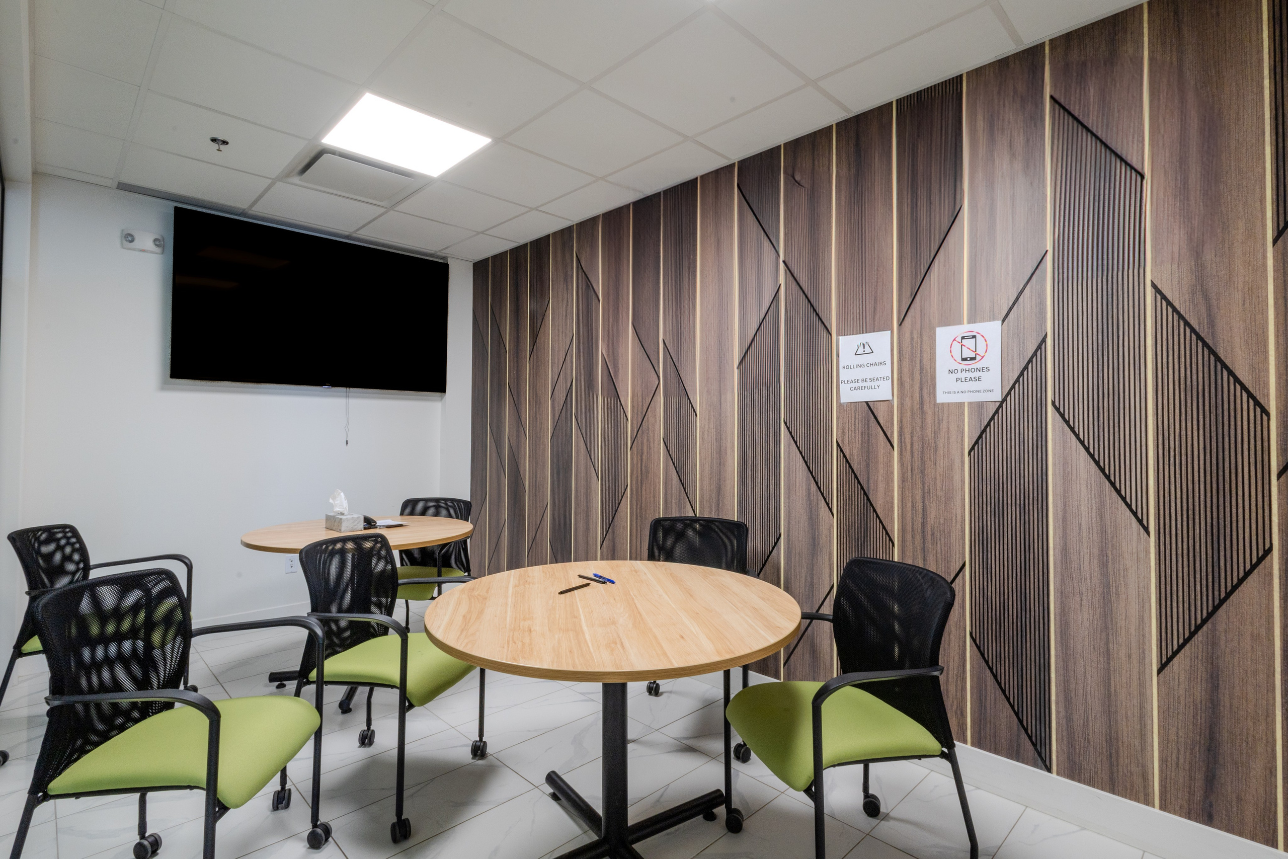 REAL ESTATE & COMMERCIAL PHOTOGRAPHY — EDMONTON. Prived Creation