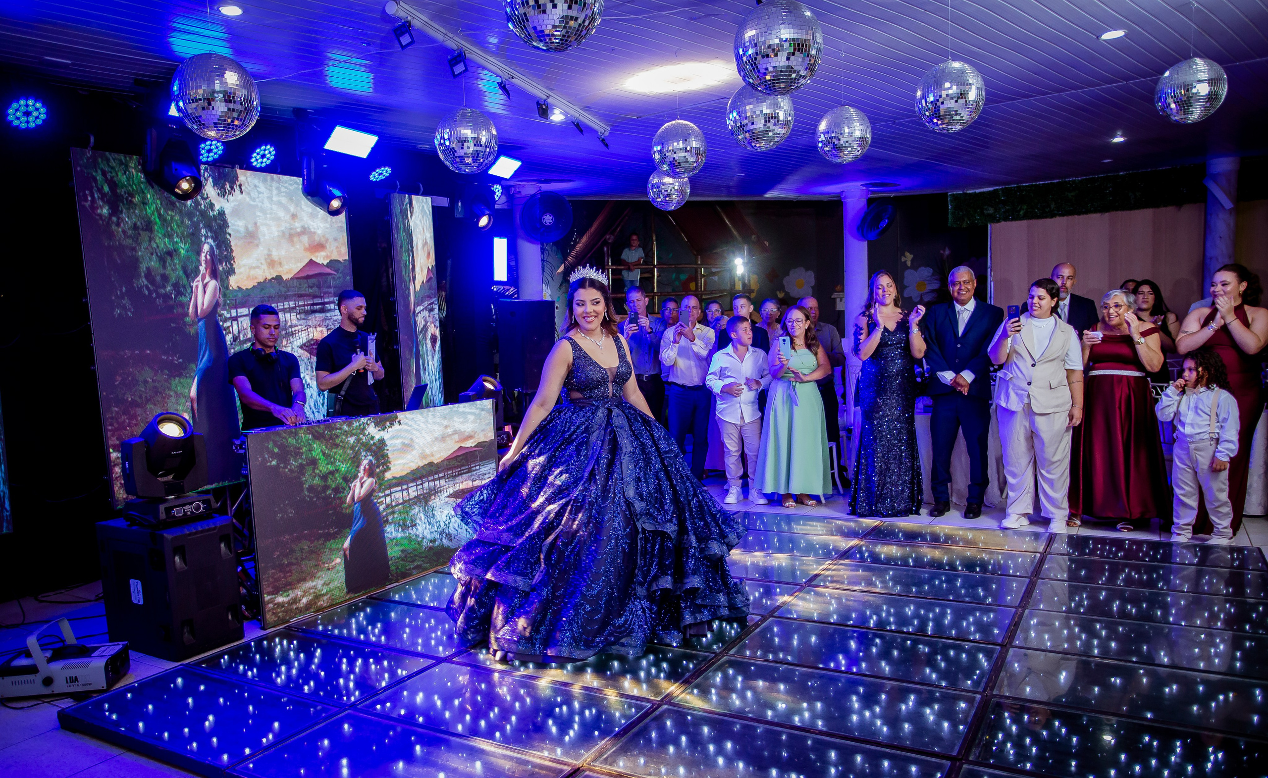 XV Anos Rebeka. Flavio Nunes Fotografia (Fotografo especializado em Fotografia de 15 Anos e Ensaios)
