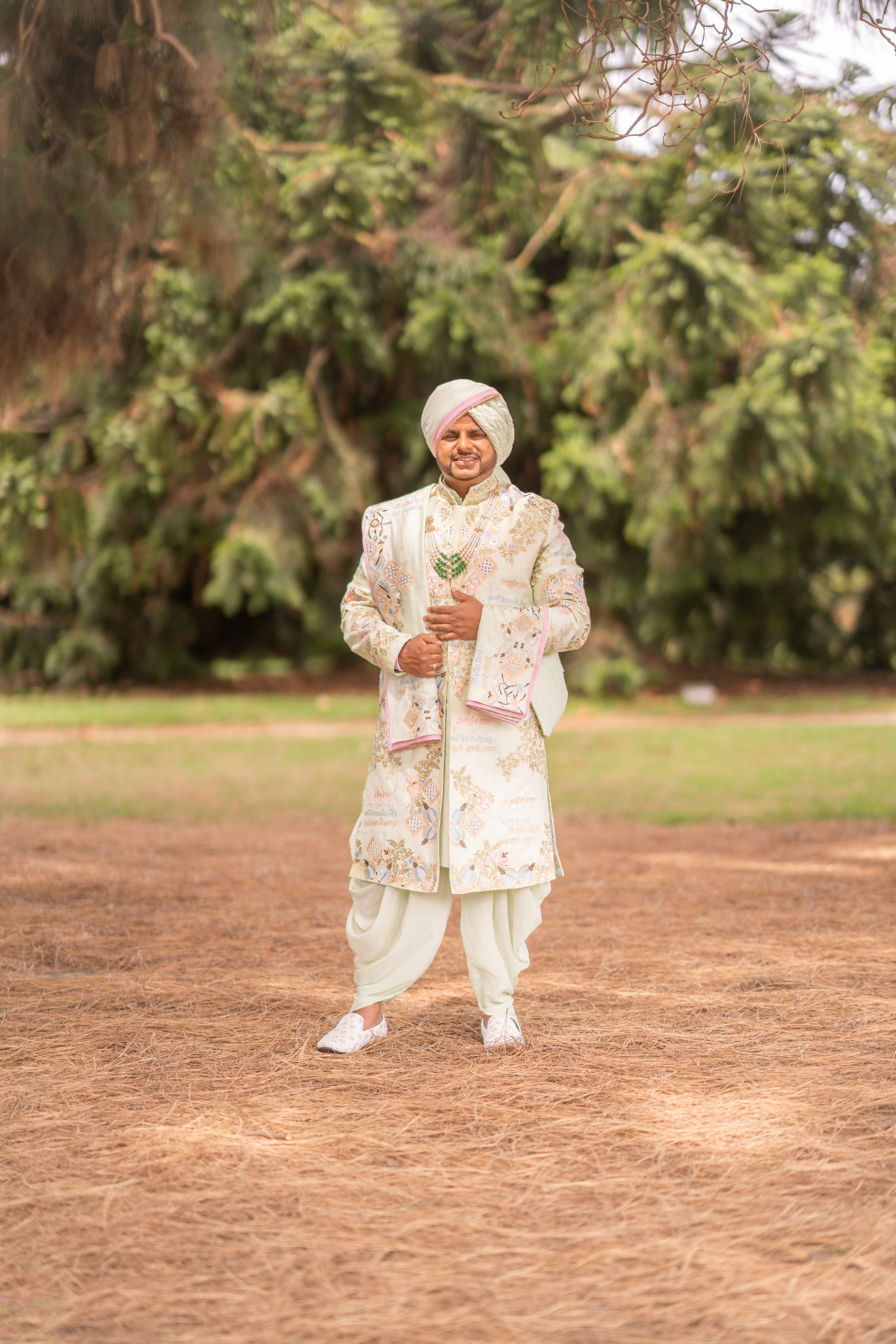 Melbourne CBD wedding photographerYarra Valley artistic wedding photosMornington Peninsula bold wedding photographyIndustrial wedding venues Melbourne photography Urban elopement photographer Melbourne