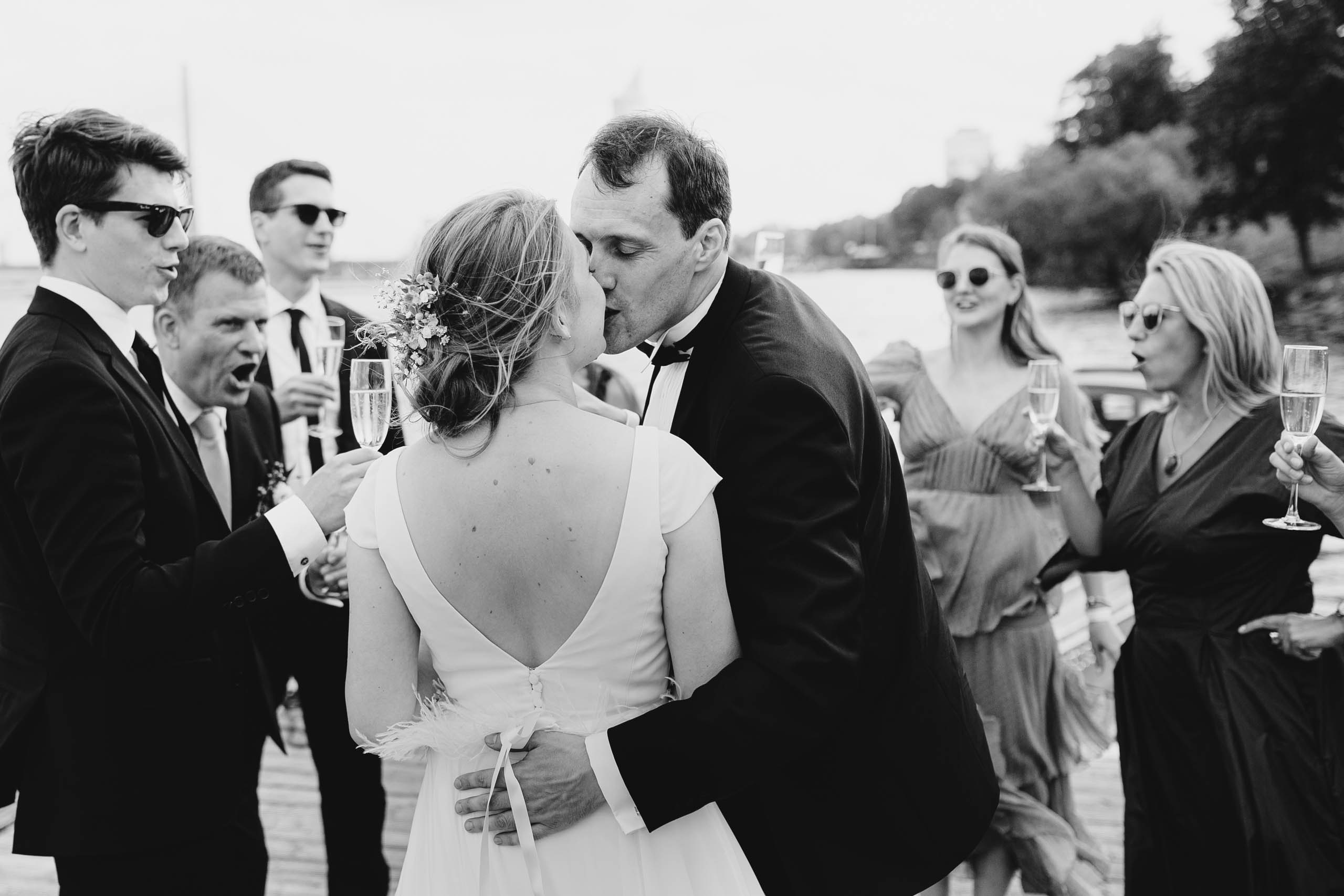 DIEVS SIRDĪ UN VĒJŠ MATOS