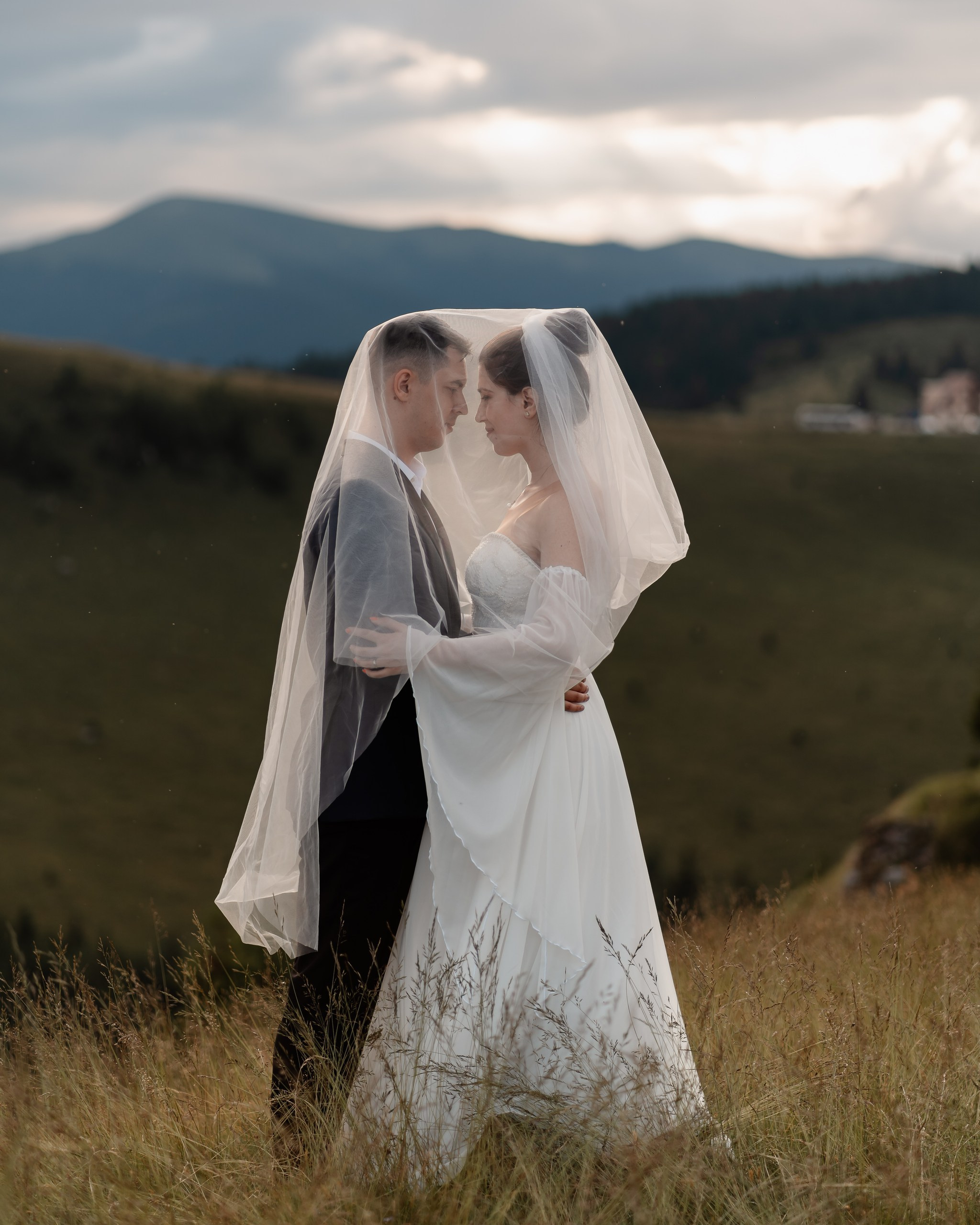 Trash the dress — Lorena&Adi  - Mihai Popa. Mihai Popa |Wedding Photographer | Worldwide | Bucharest