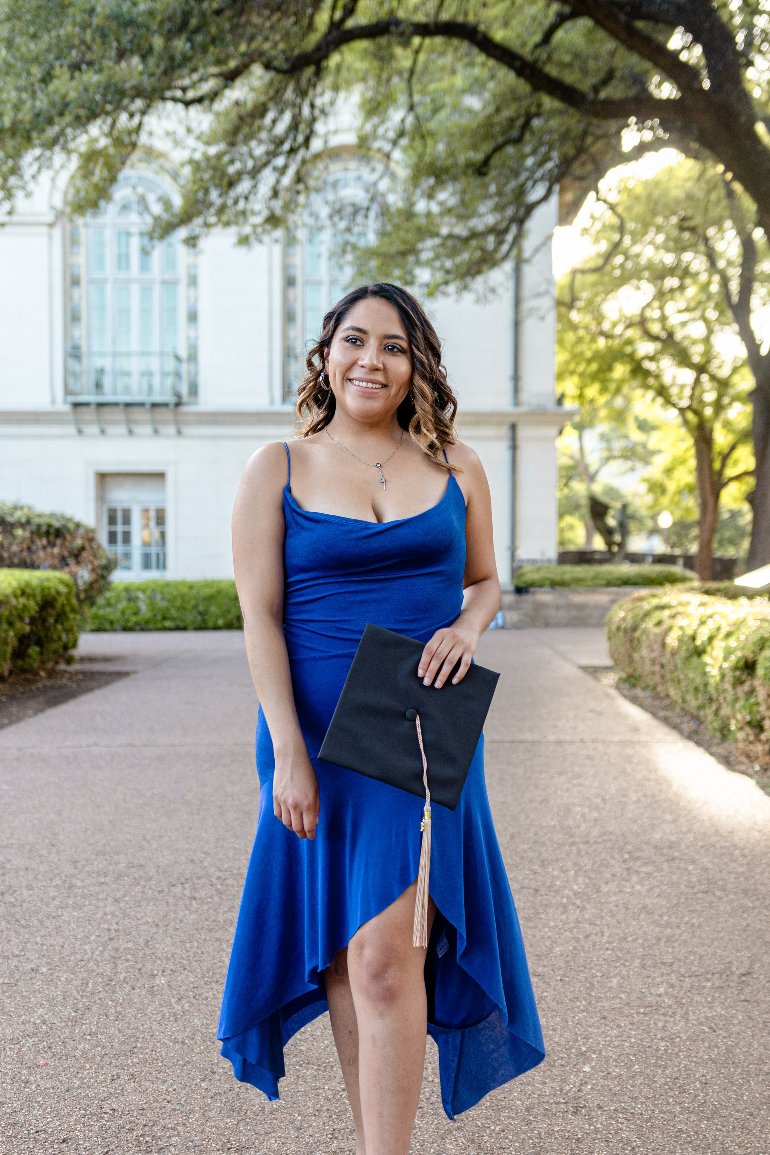 Alexa’s senior photoshoot at the University of Texas Austin