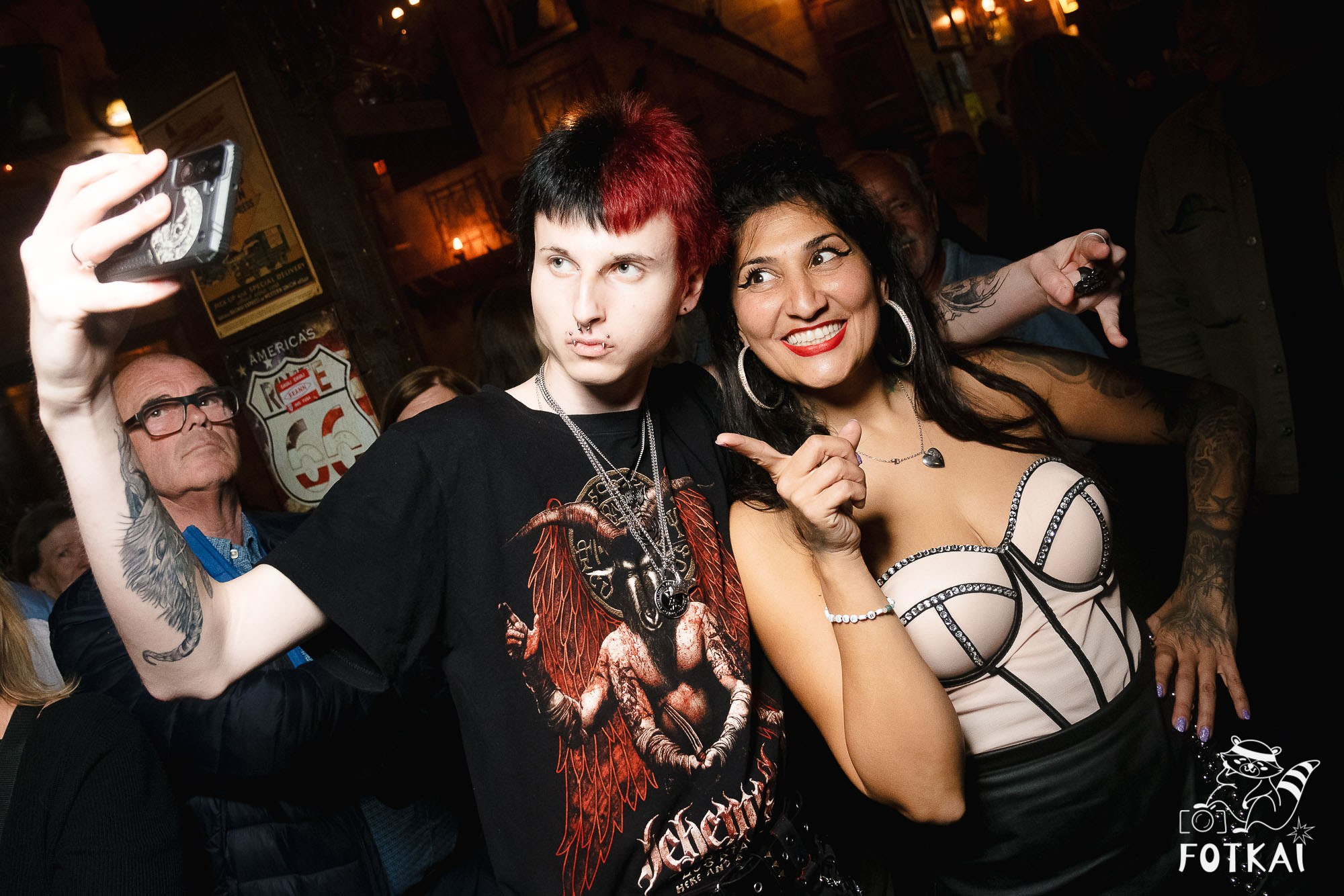 Amy Winehouse Tribute at El Paso Bar (March 28) — Live Concert Photo Report | FOTKAI