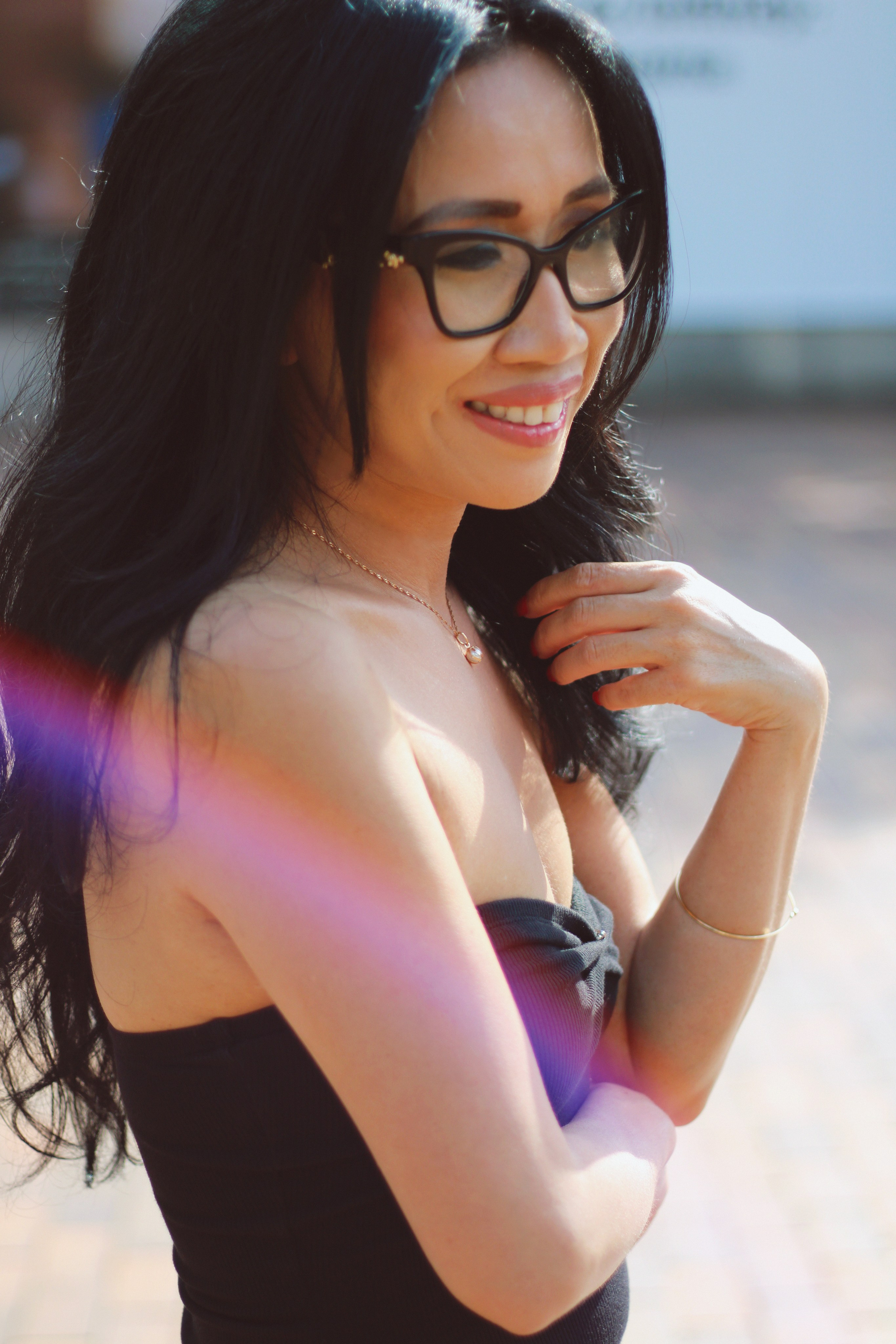 Women’s Lifestyle Indoor Photoshoot in Museum. Lana Petrychenko — Portrait & Family Photographer. Valencia, Spain