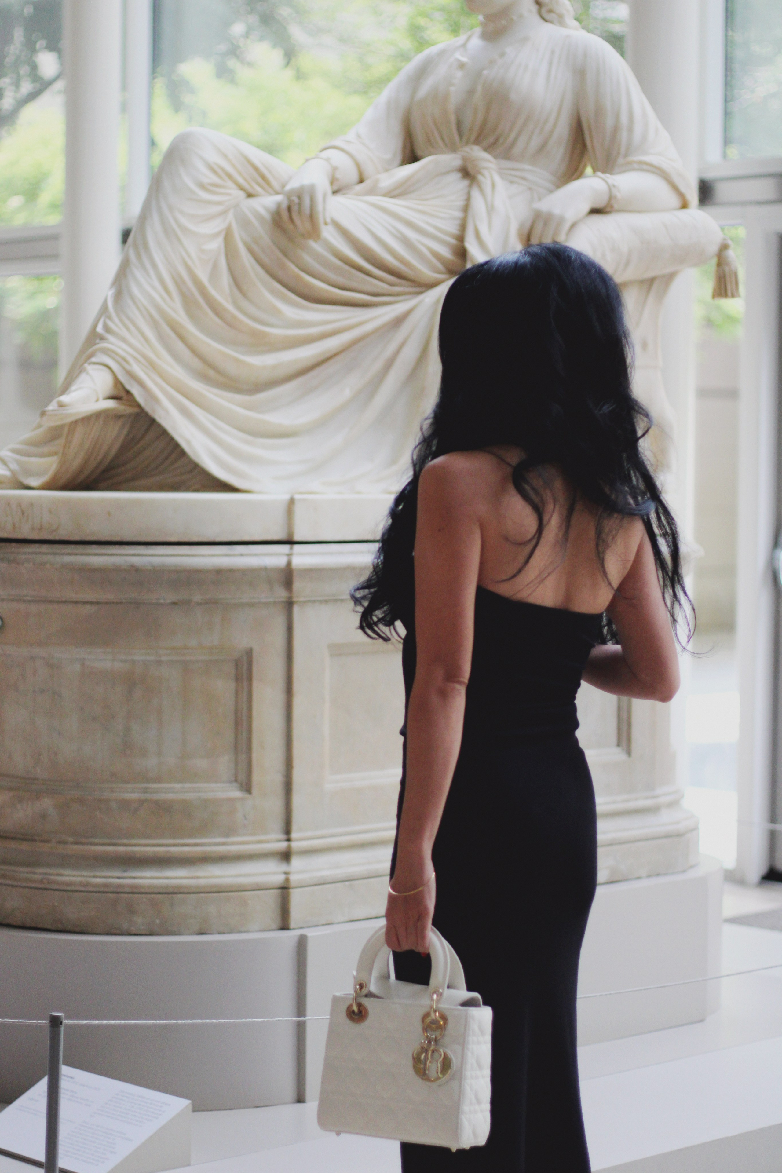 Women’s Lifestyle Indoor Photoshoot in Museum. Lana Petrychenko — Portrait & Family Photographer. Valencia, Spain