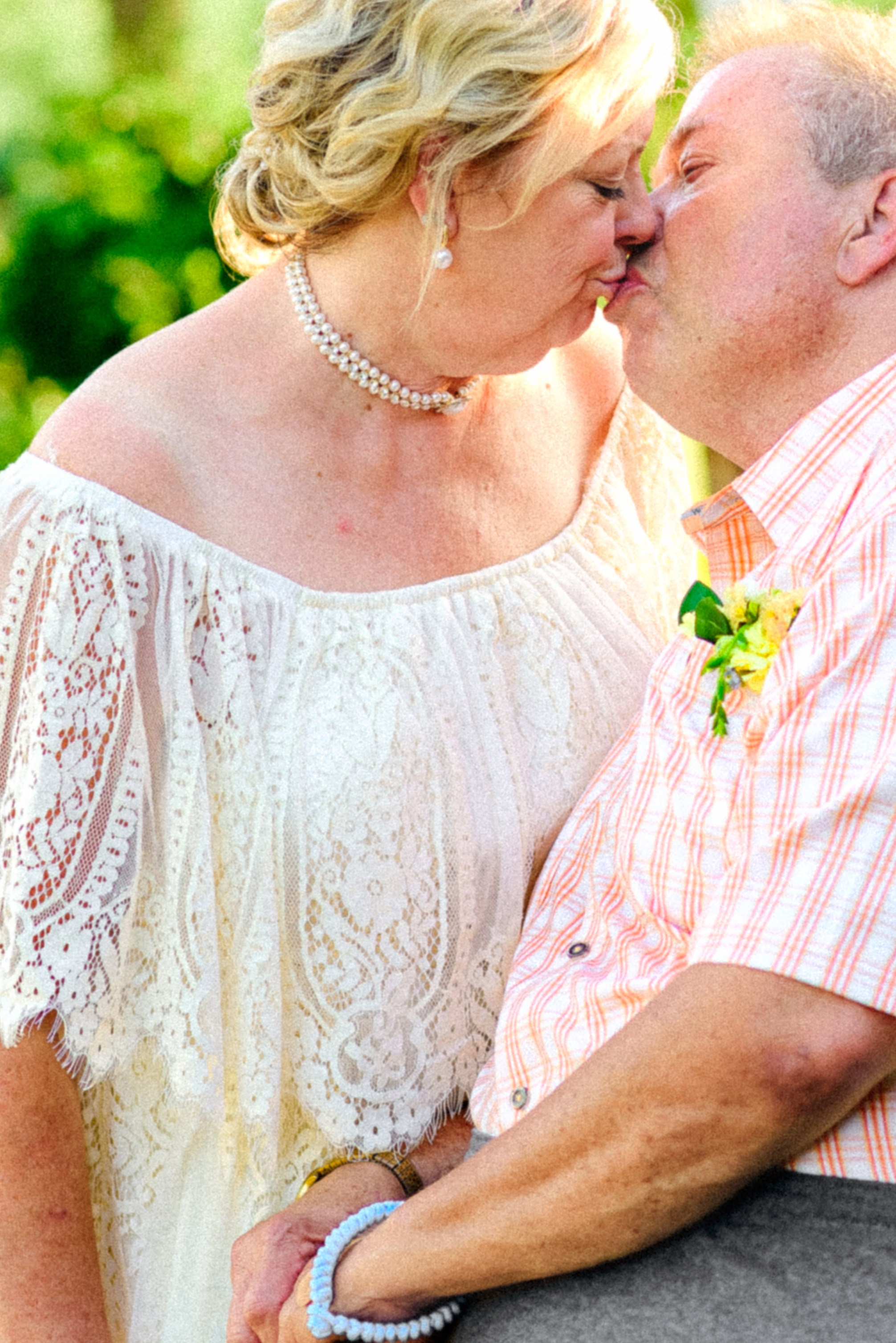 Dorinda + Gil’s Vow Renewal. Alexandria Danielle Photography | Fort Wayne & Indianapolis Wedding Photographer