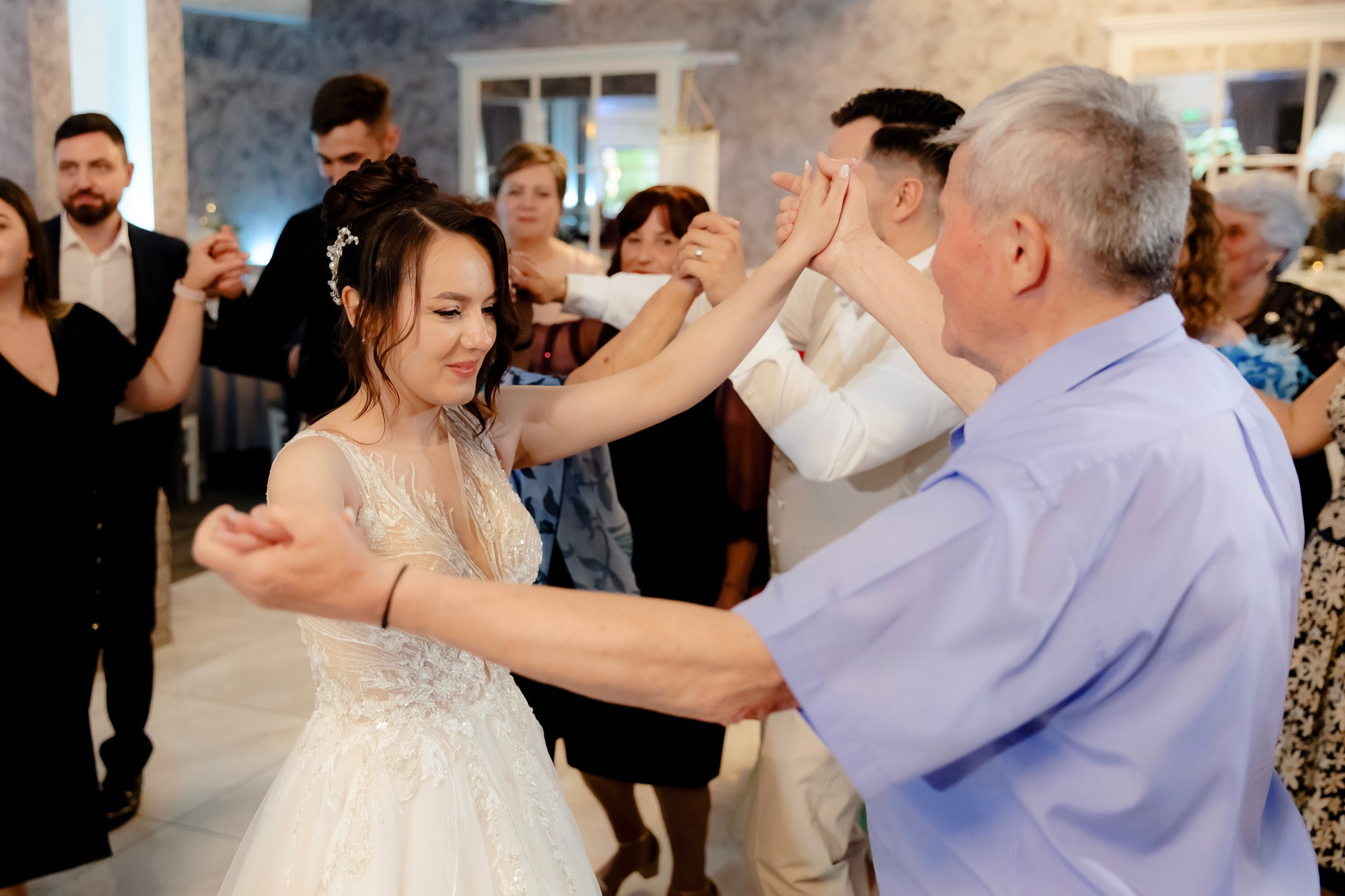 Ioana & Ionuț | Nuntă de poveste la Păstrăvăria Poiana din Mălini județul Suceava. Servicii foto-video profesionale, pentru momente de neuitat