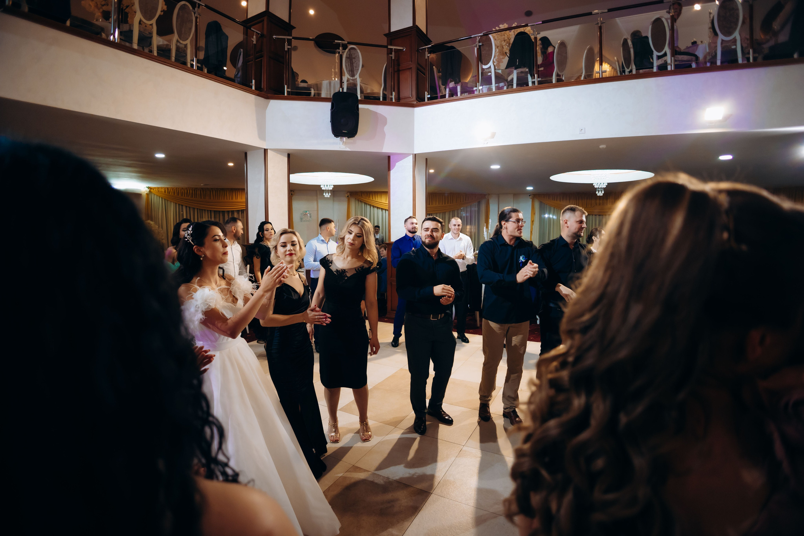 Loredana & Emilian – Ziua Nunții | Videografie - fotografie Botez Suceava, Iași, Botoșani. Servicii foto-video profesionale, pentru momente de neuitat