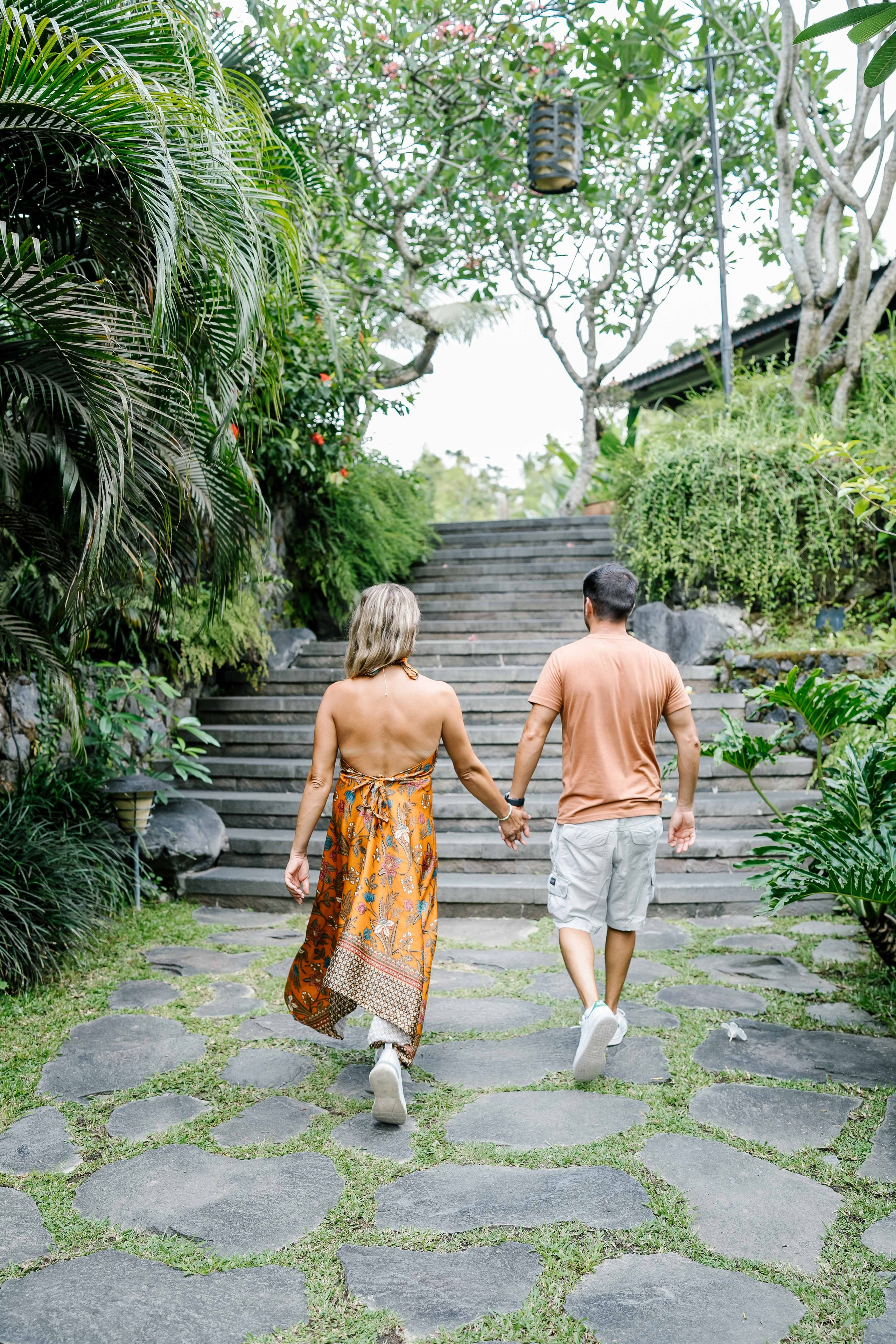 Honeymoon Photoshoot in bali. Female Photographer in Bali