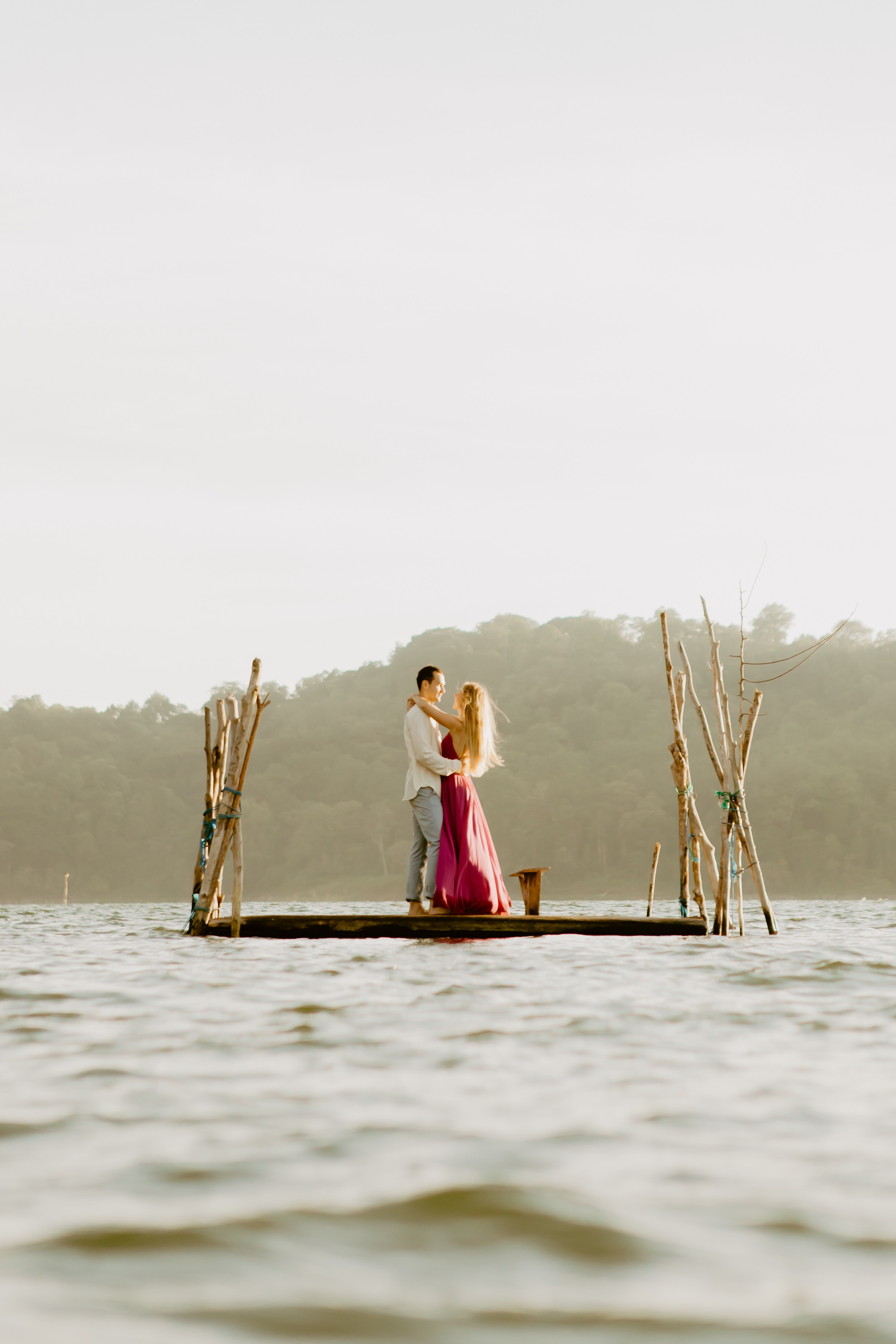 Honeymoon photo shoot in Bali. Female Photographer in Bali