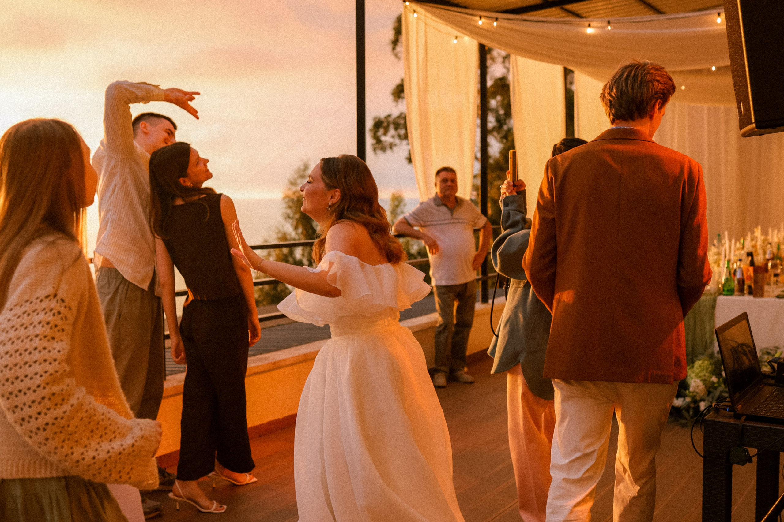 Villa. Свадебный, семейный и детский фотограф в Беларуси и за ее пределами