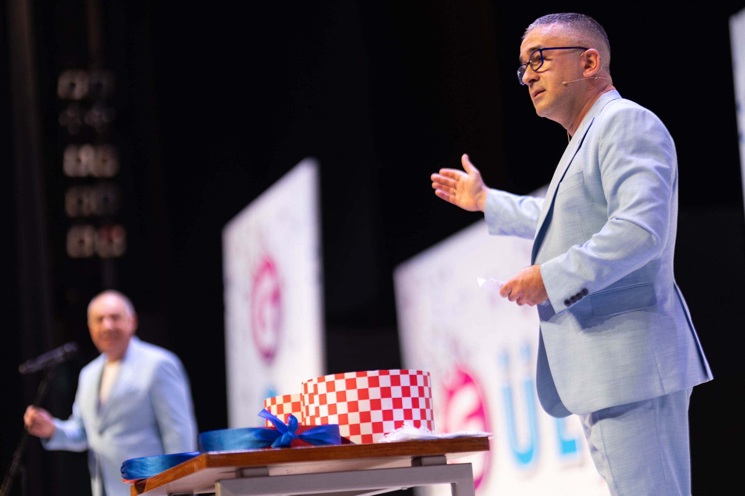 PLANET PARNI IZ BAKU. Wedding&Event photographer Ismail Rzayev in Baku